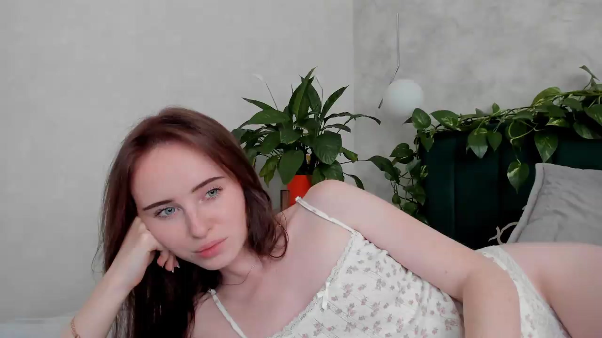 Gallery image thumbnail from userSasha's myfreecams stream on, 08/28/2026, 14:10 image 1 of 20