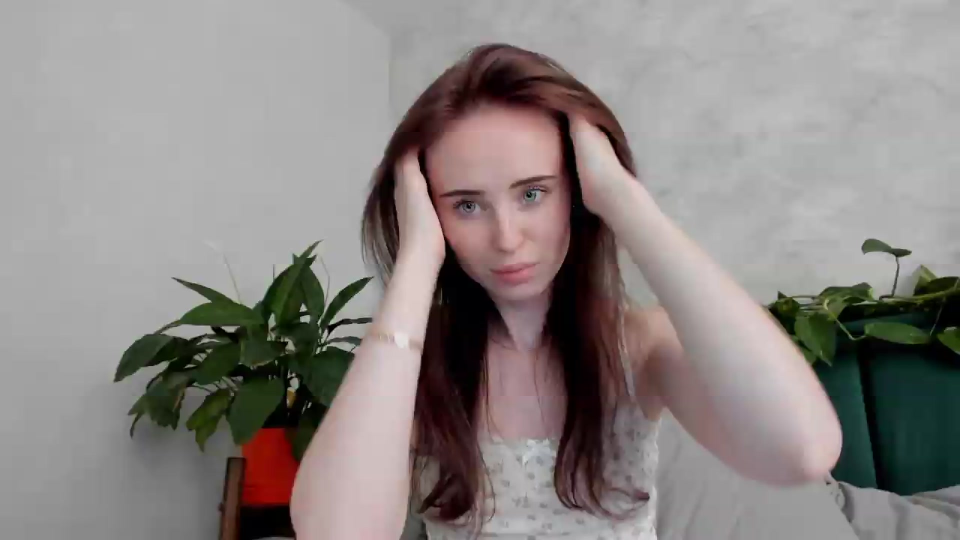 Gallery image thumbnail from userSasha's myfreecams stream on, 08/28/2026, 14:10 image 17 of 20