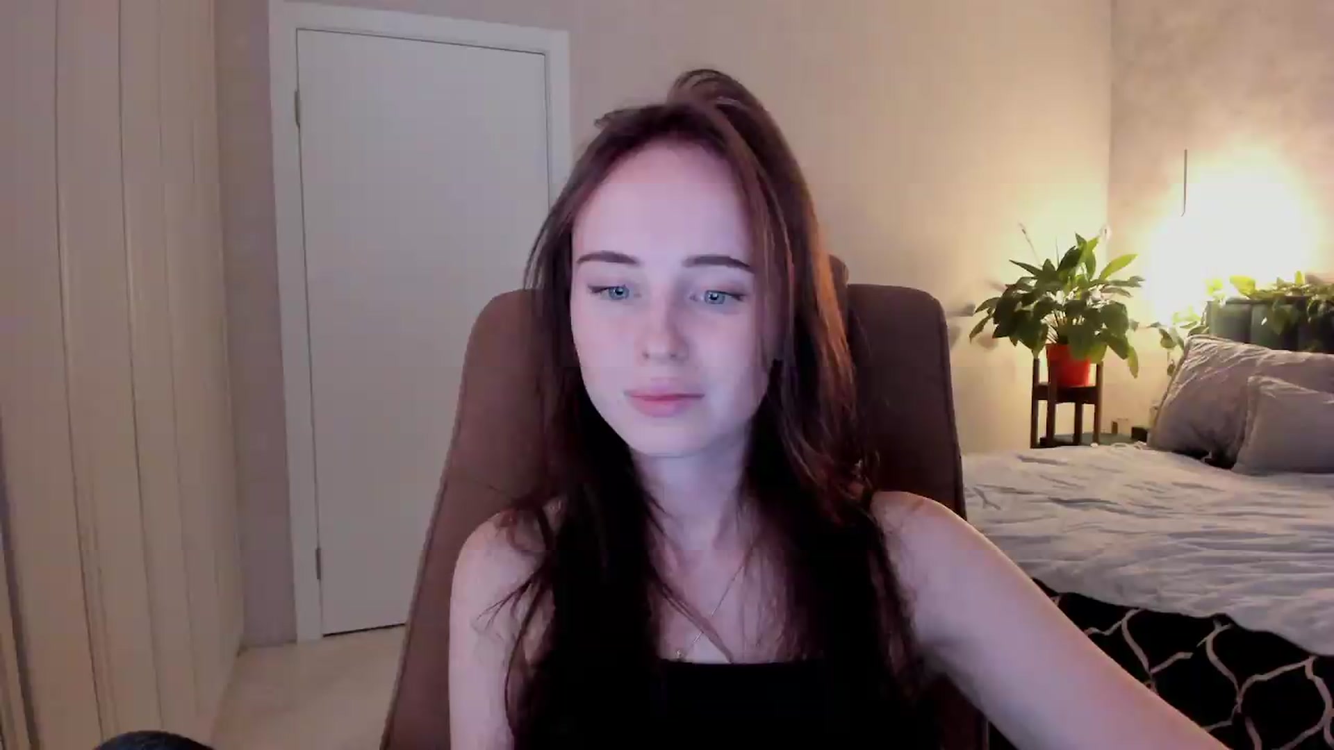 Gallery image thumbnail from userSasha's myfreecams stream on, 08/31/2026, 17:56 image 1 of 20