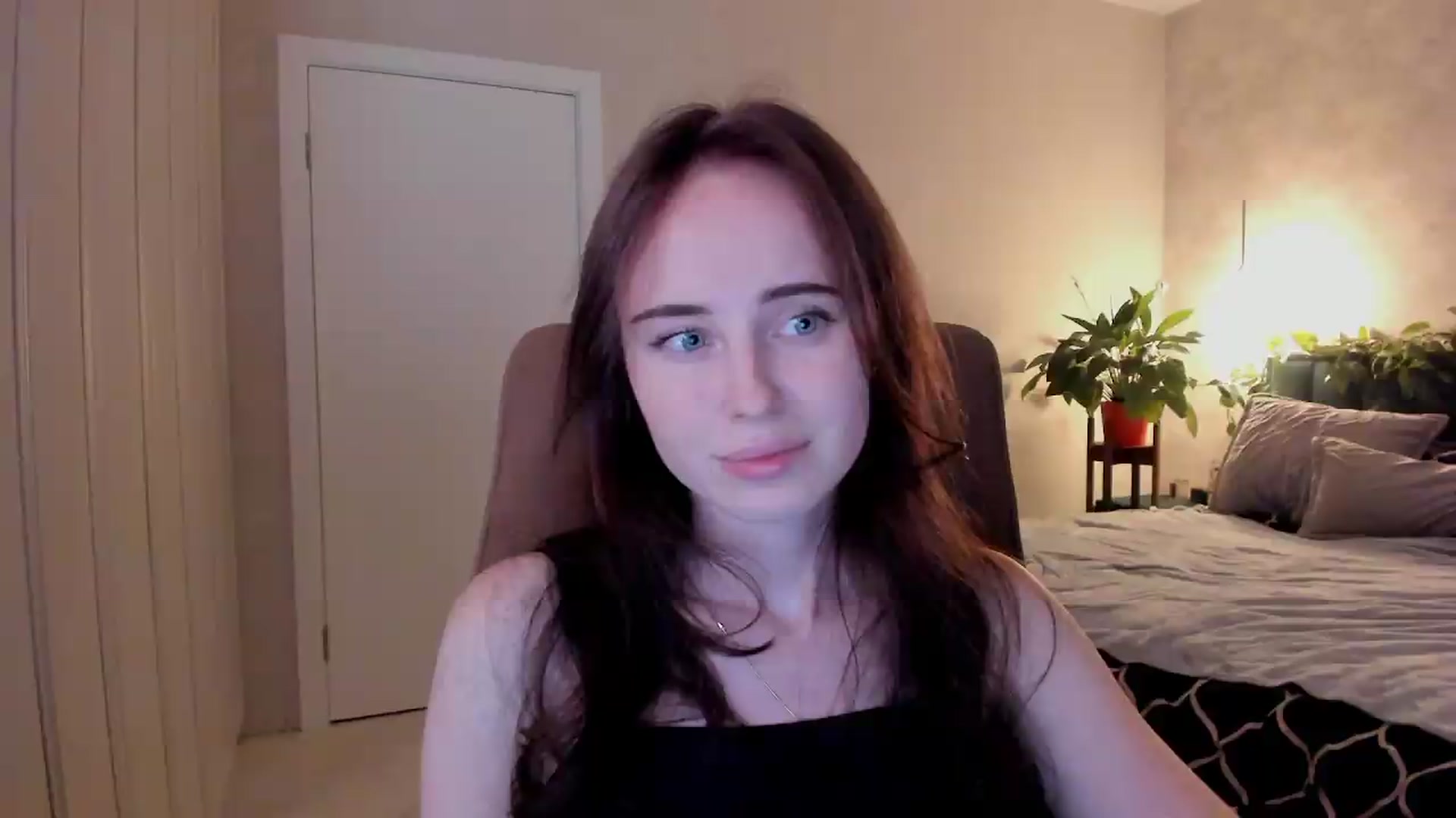 Gallery image thumbnail from userSasha's myfreecams stream on, 08/31/2026, 18:23 image 14 of 20