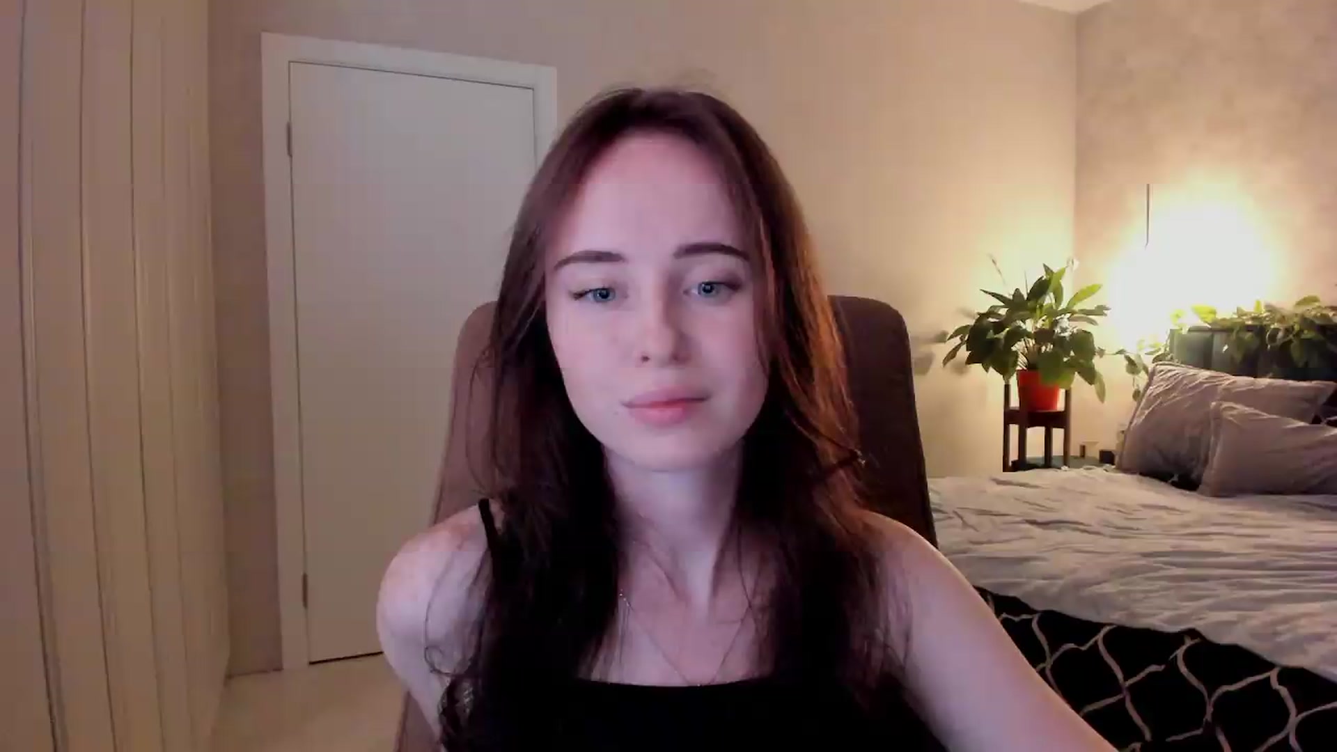 Gallery image thumbnail from userSasha's myfreecams stream on, 08/31/2026, 18:23 image 20 of 20