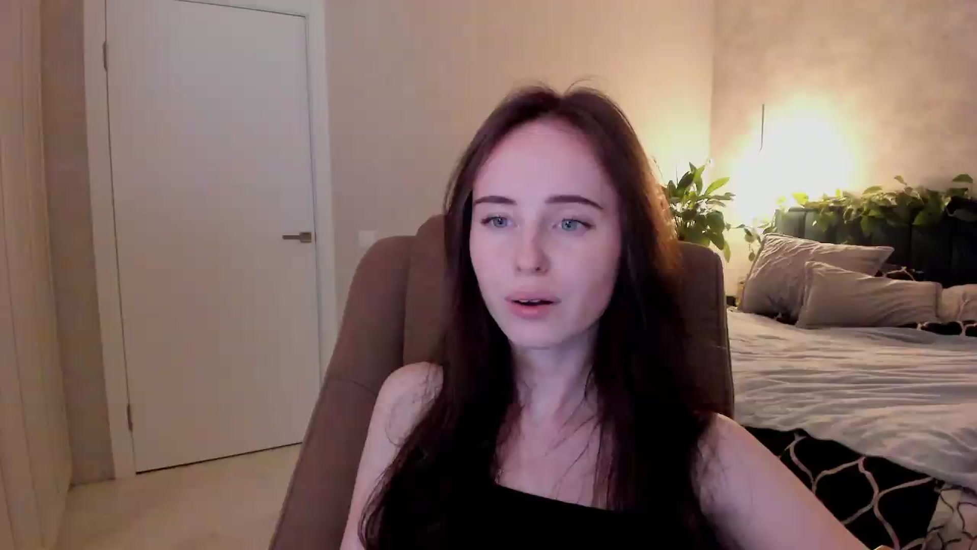 Gallery image thumbnail from userSasha's myfreecams stream on, 08/31/2026, 18:51 image 3 of 20