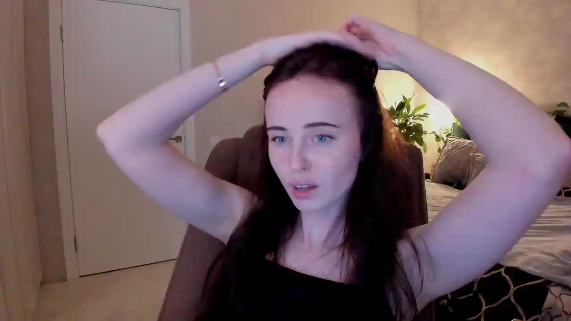 Gallery image thumbnail from userSasha's myfreecams stream on, 08/31/2026, 18:51 image 2 of 20