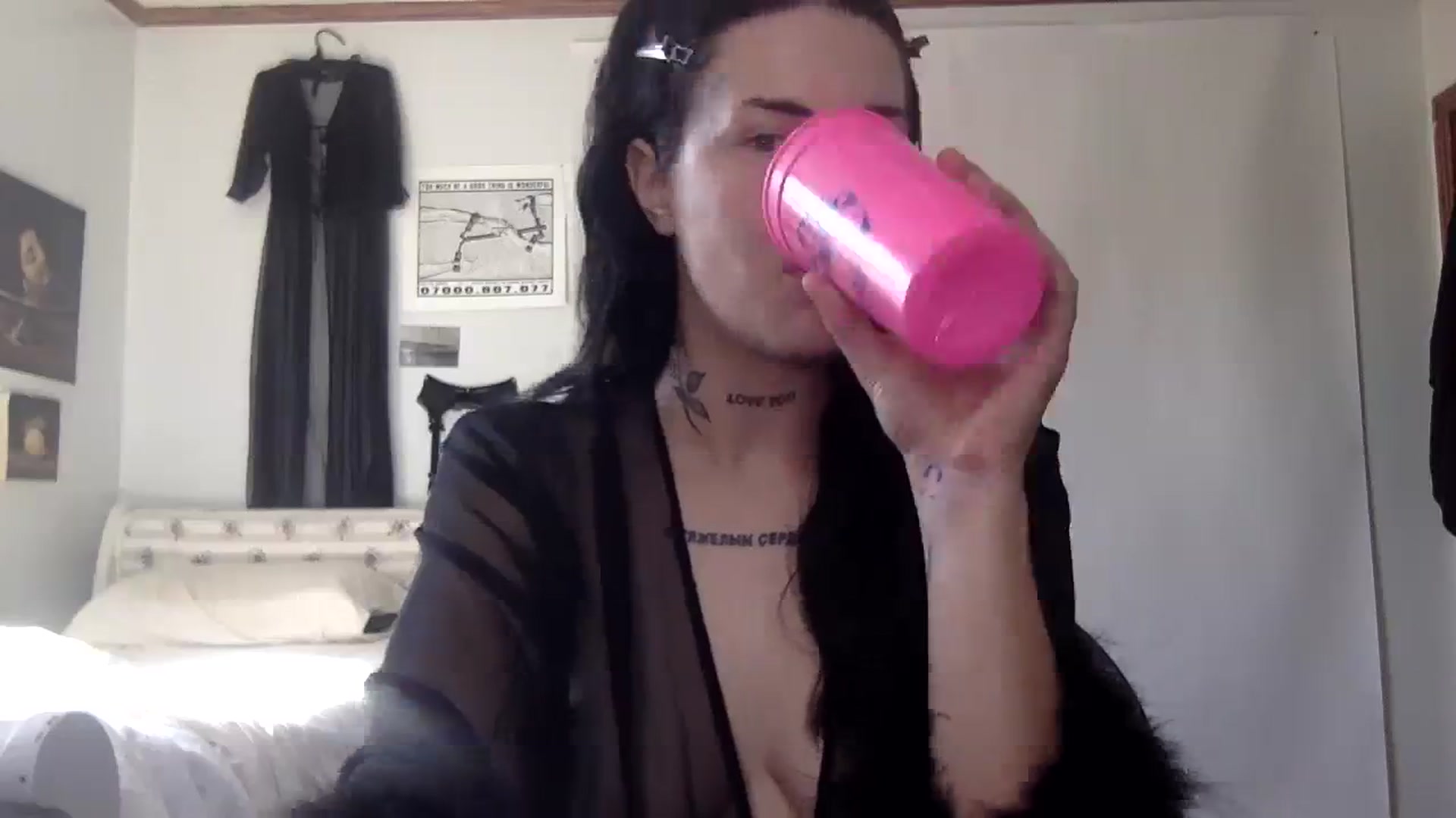 Gallery image thumbnail from usernamegirl's myfreecams stream on, 11/07/2023, 18:22 image 19 of 20