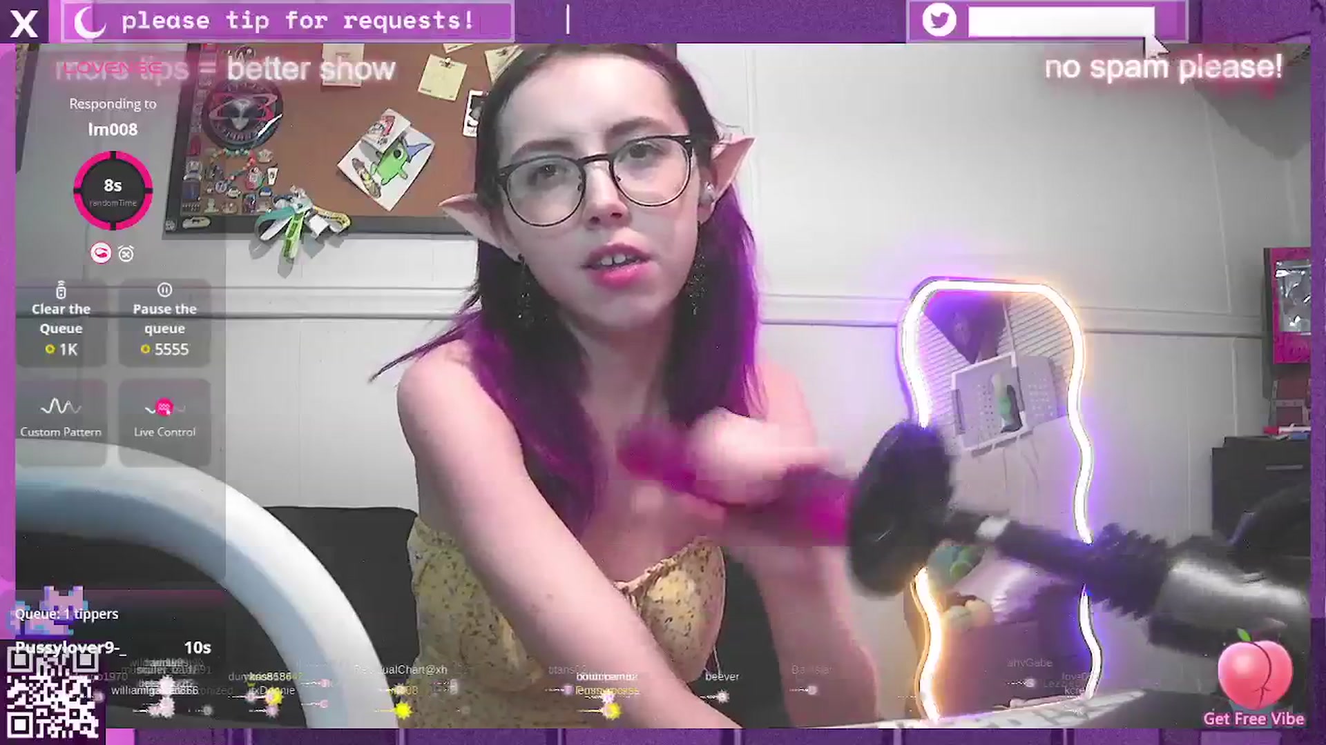 Gallery image thumbnail from v3n0mb1t3z's myfreecams stream on, 12/17/2024, 10:09 image 7 of 20