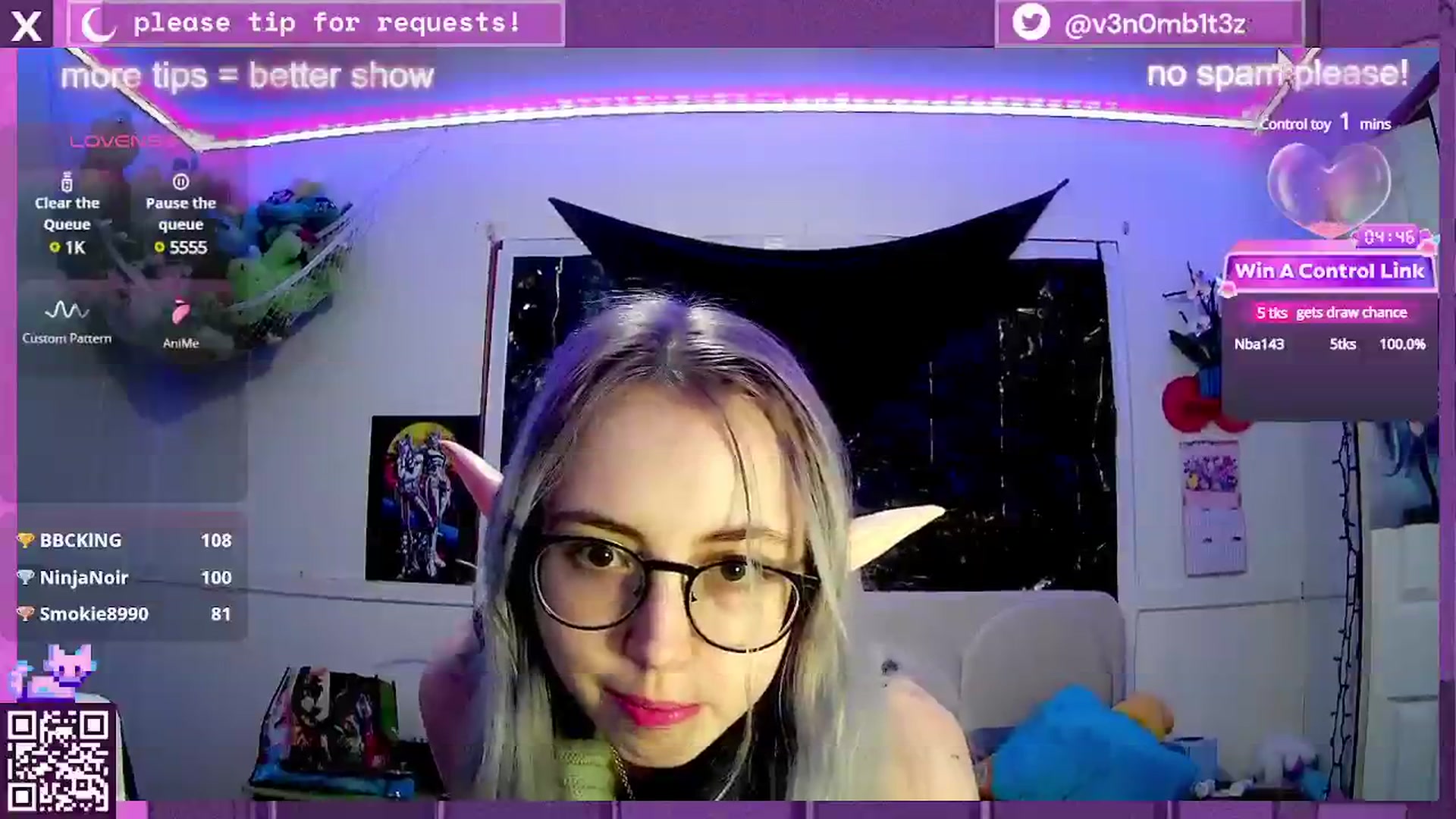 Gallery image thumbnail from v3n0mb1t3z's myfreecams stream on, 01/19/2025, 10:48 image 10 of 20