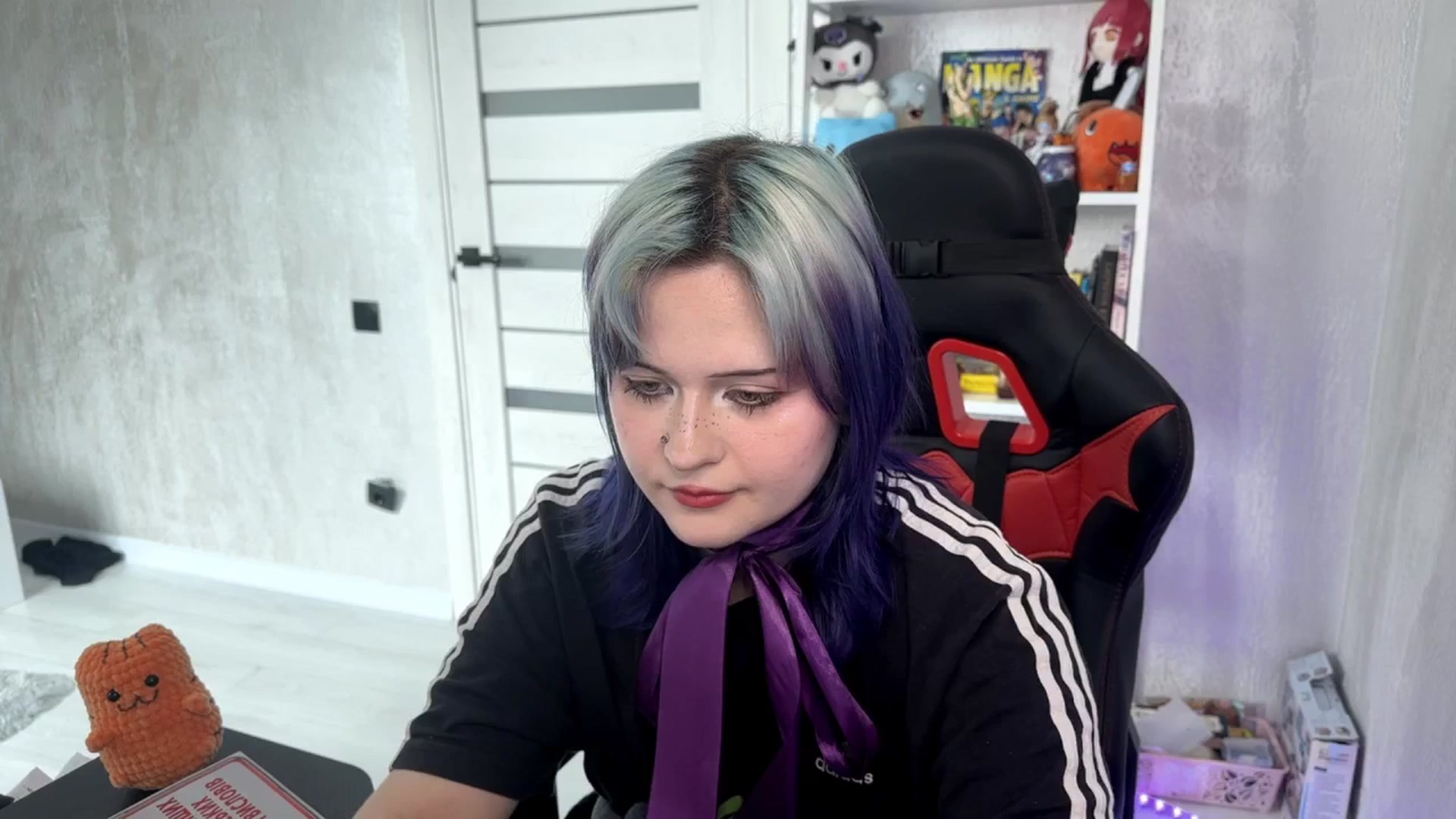 Gallery image thumbnail from v_chpek's myfreecams stream on, 03/16/2025, 11:46 image 20 of 20