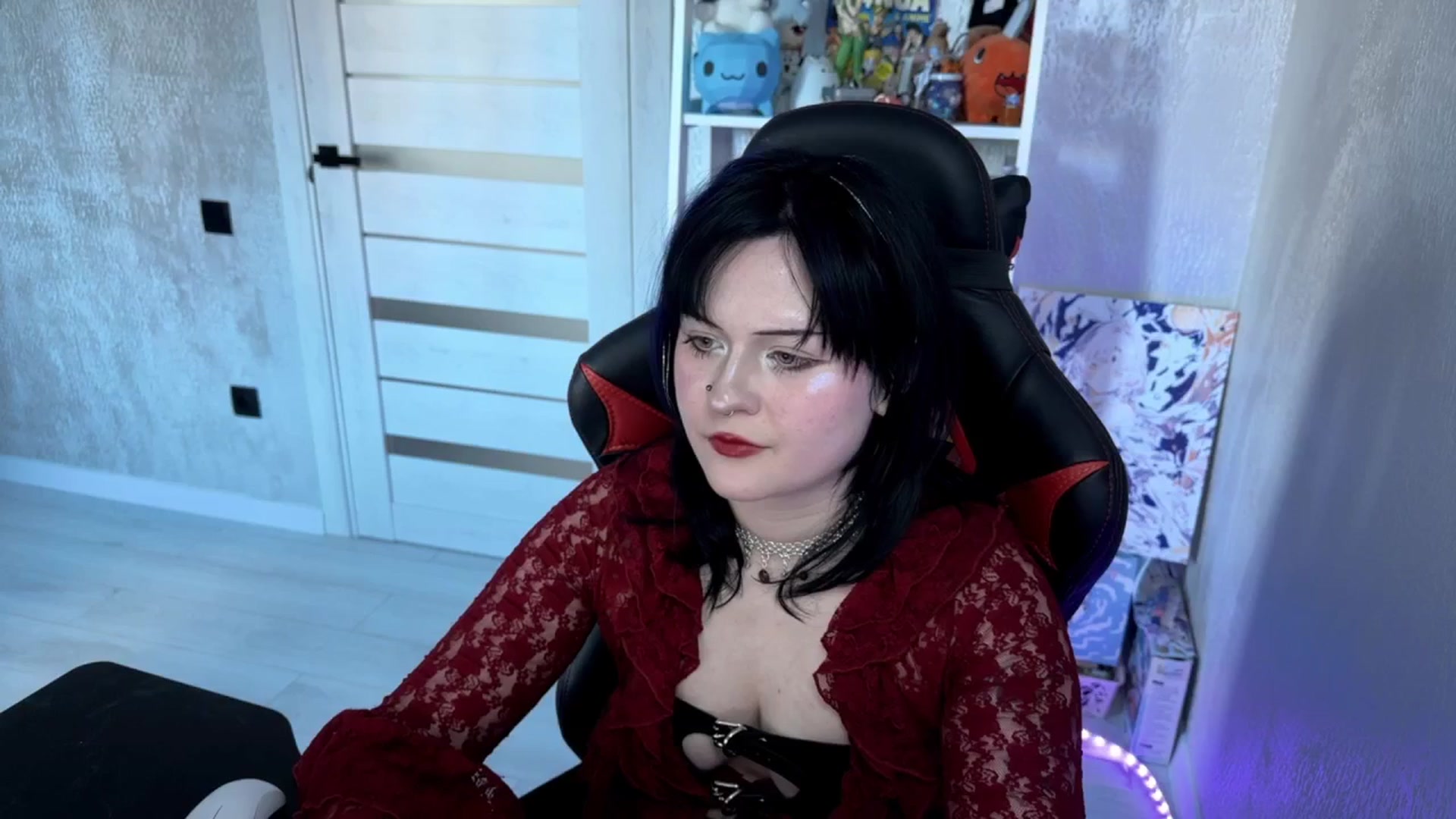 Gallery image thumbnail from v_chpek's myfreecams stream on, 04/05/2025, 18:11 image 3 of 20