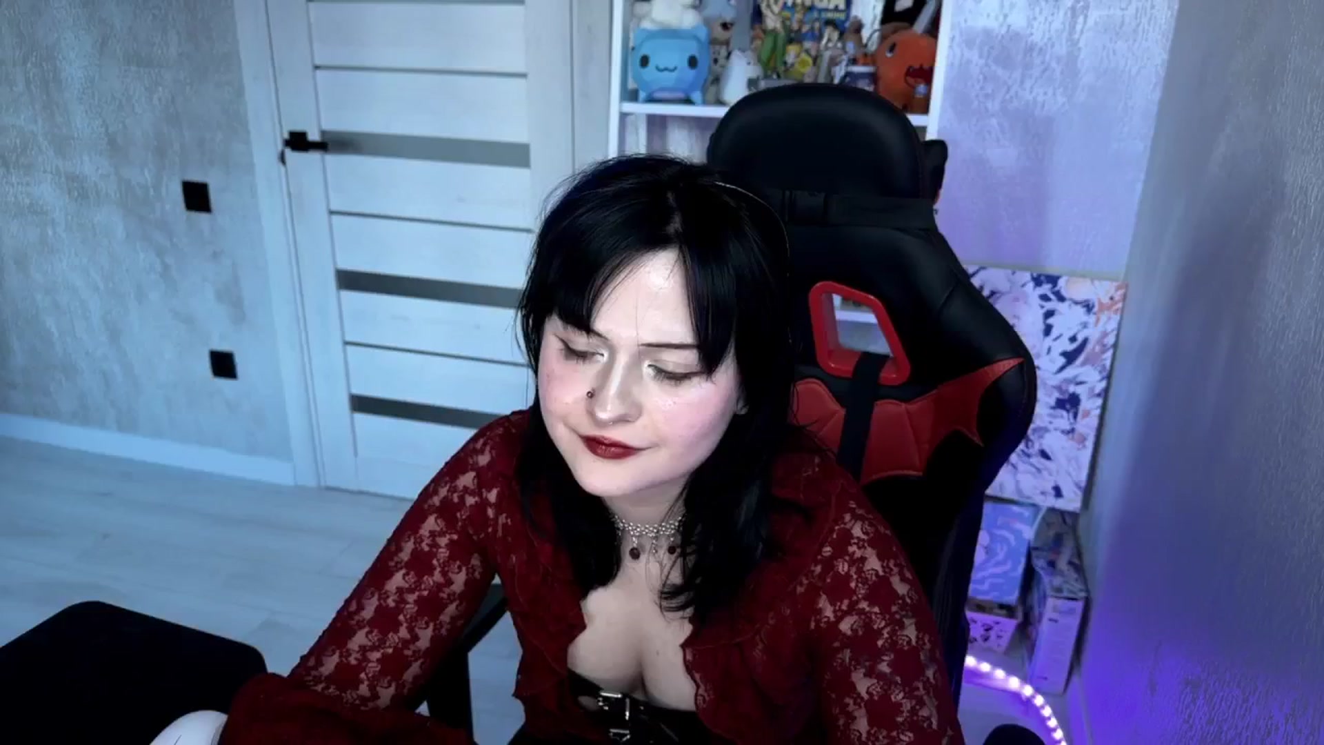 Gallery image thumbnail from v_chpek's myfreecams stream on, 04/05/2025, 18:11 image 9 of 20