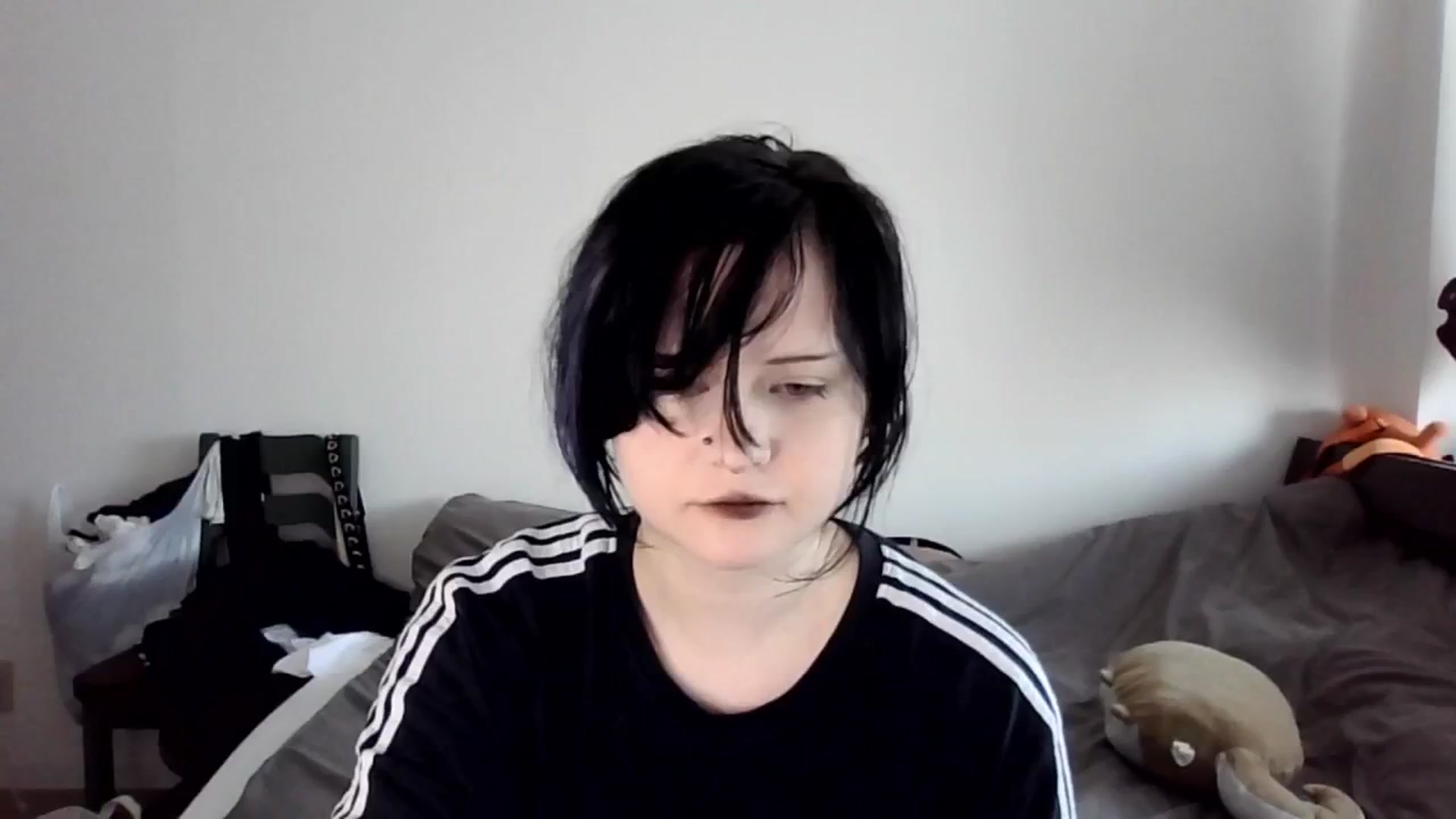 Gallery image thumbnail from v_chpek's myfreecams stream on, 09/08/2025, 06:21 image 11 of 20