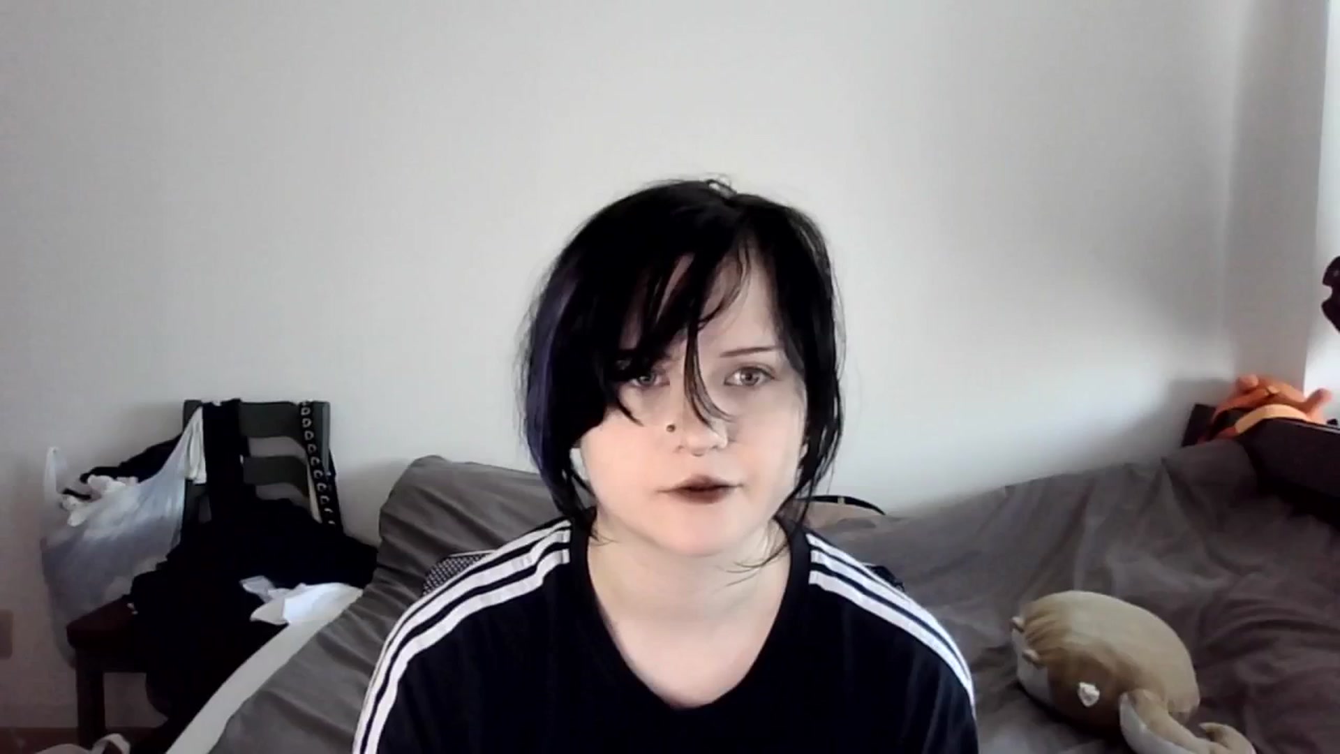 Gallery image thumbnail from v_chpek's myfreecams stream on, 09/08/2025, 06:21 image 6 of 20