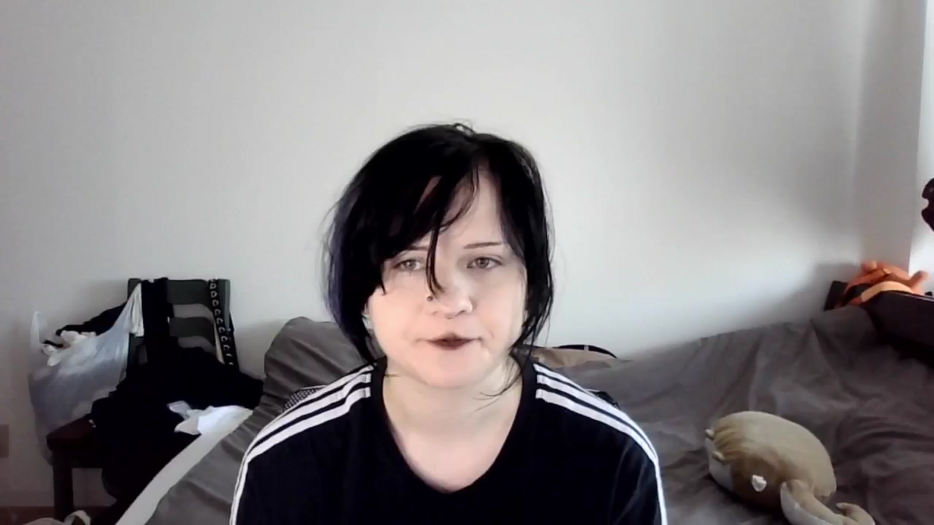 Gallery image thumbnail from v_chpek's myfreecams stream on, 09/08/2025, 06:21 image 4 of 20