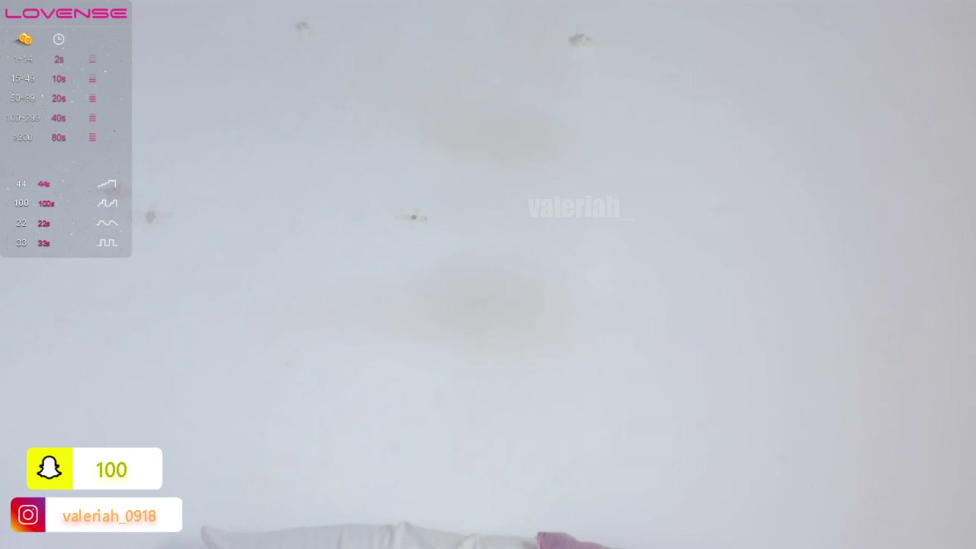 Gallery image thumbnail from valeriah_'s myfreecams stream on, 04/15/2023, 18:18 image 16 of 20