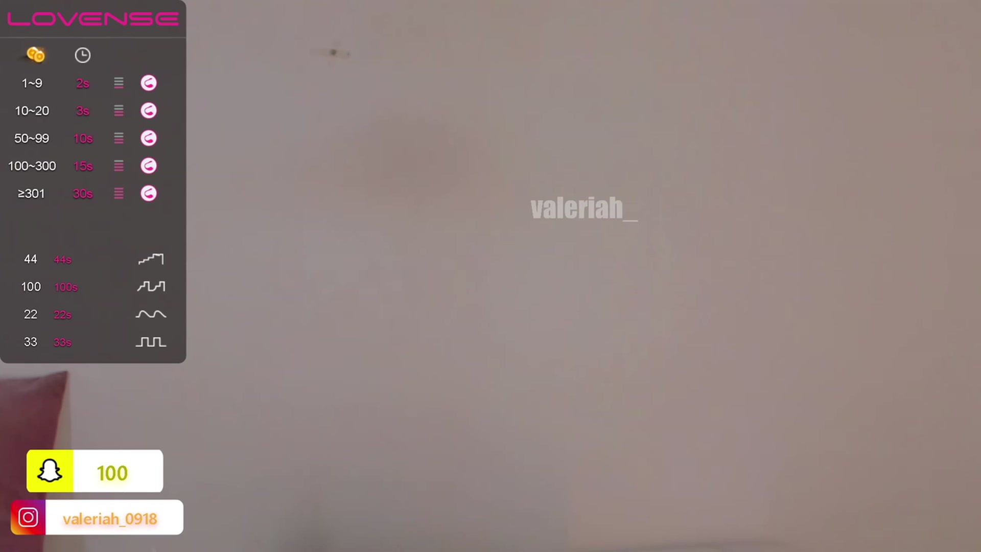 Gallery image thumbnail from valeriah_'s myfreecams stream on, 04/16/2023, 20:21 image 5 of 20