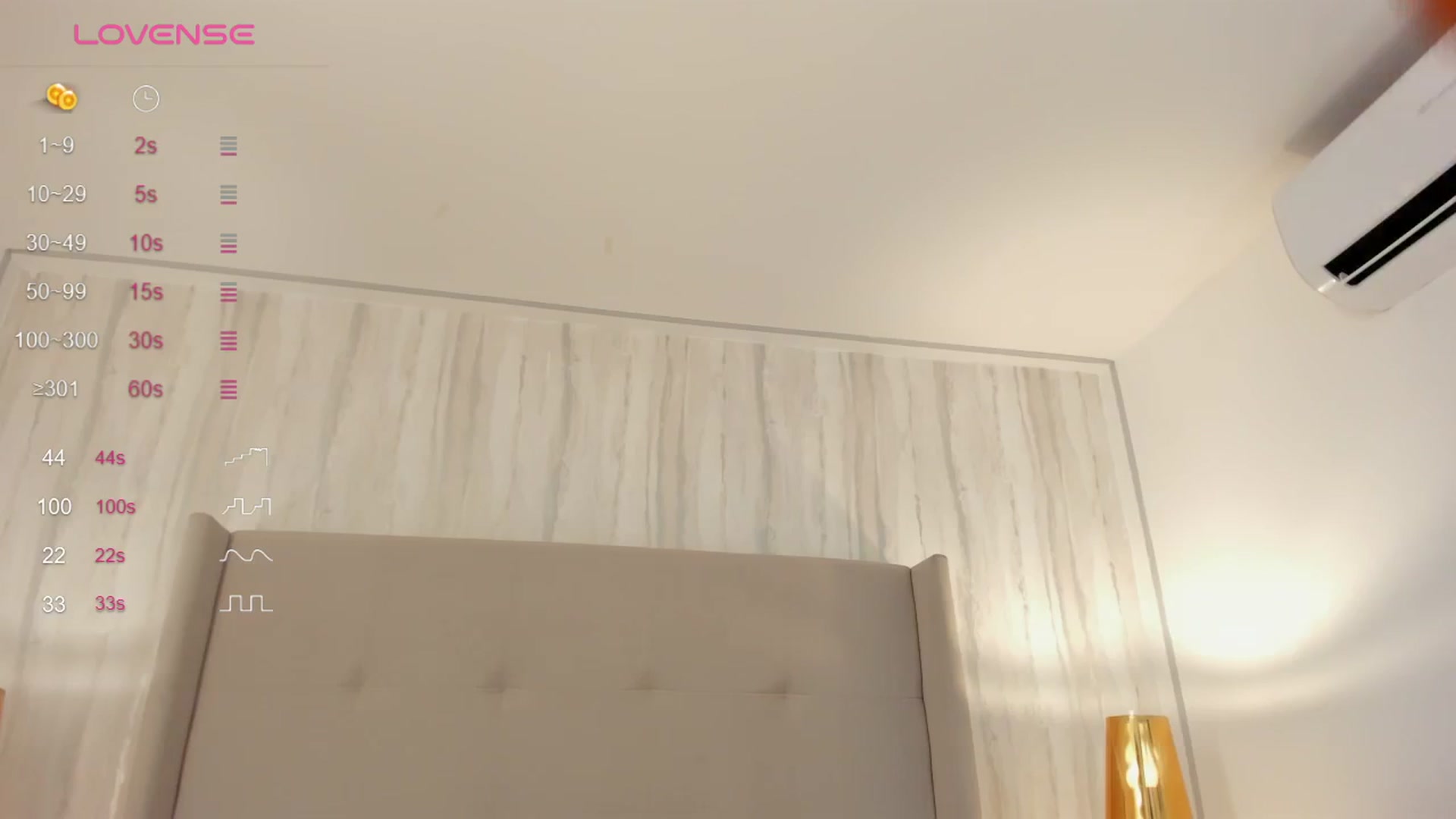 Gallery image thumbnail from valeriah_'s myfreecams stream on, 05/21/2024, 15:37 image 11 of 20