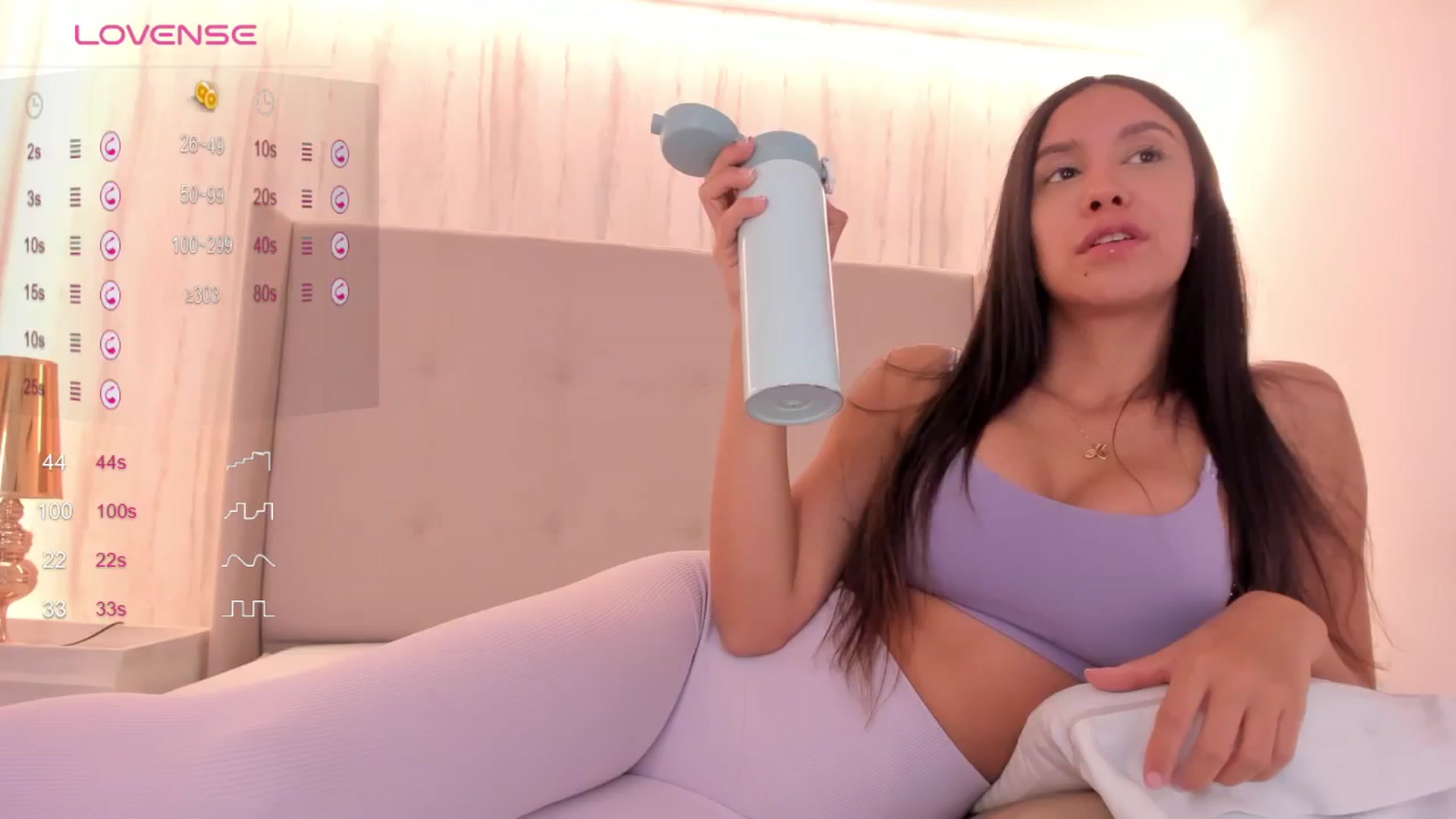 Gallery image thumbnail from valeriah_'s myfreecams stream on, 05/29/2024, 13:12 image 9 of 20