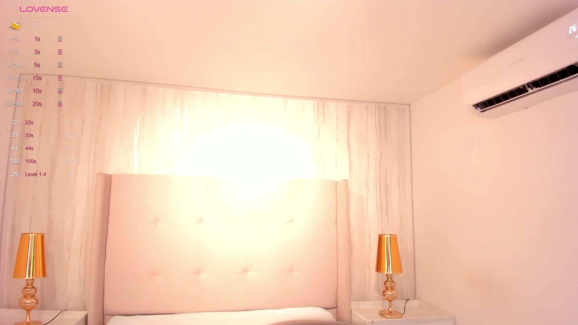 Gallery image thumbnail from valeriah_'s myfreecams stream on, 06/22/2024, 11:20 image 13 of 20