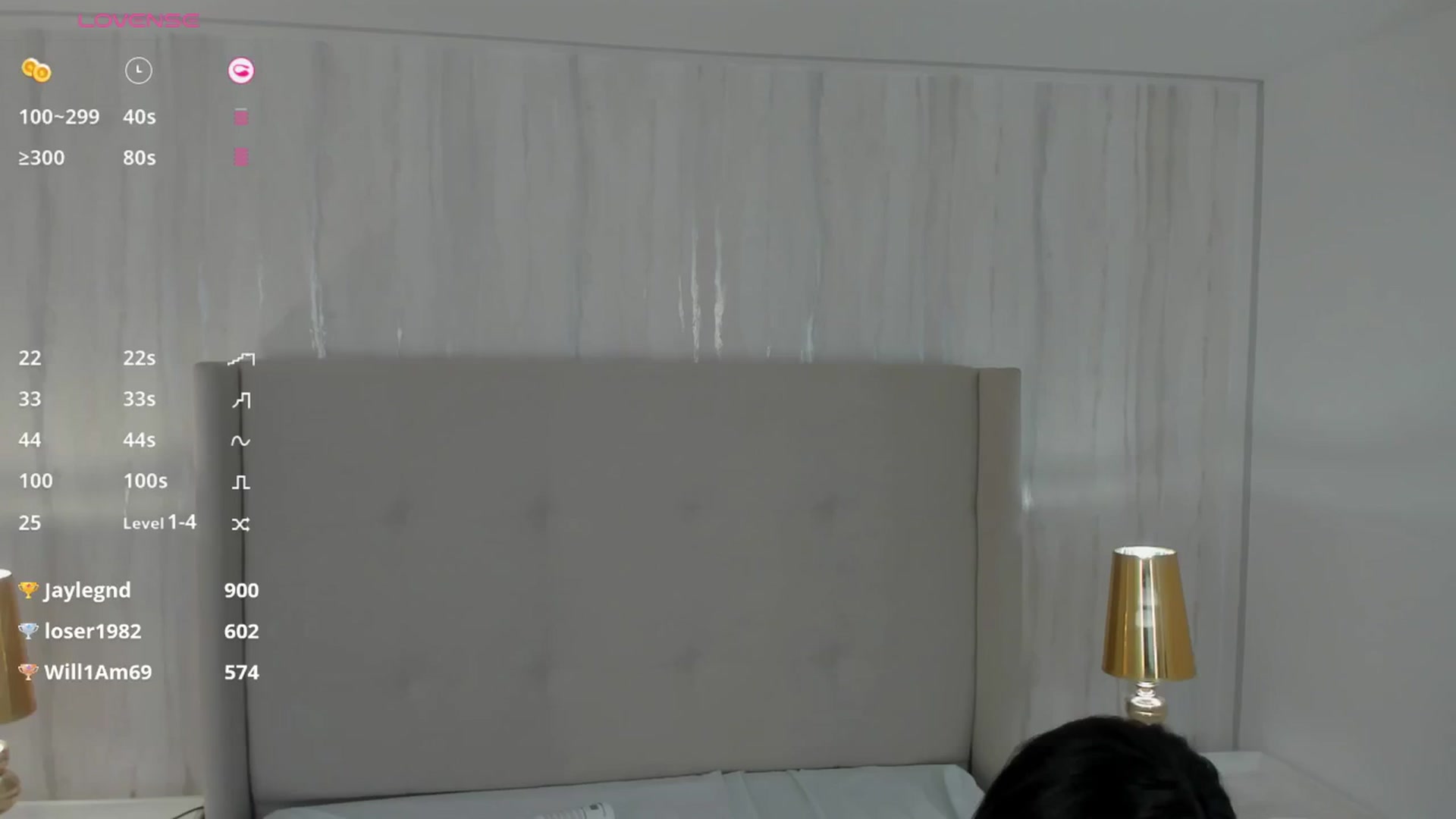 Gallery image thumbnail from valeriah_'s myfreecams stream on, 10/30/2024, 16:39 image 17 of 20