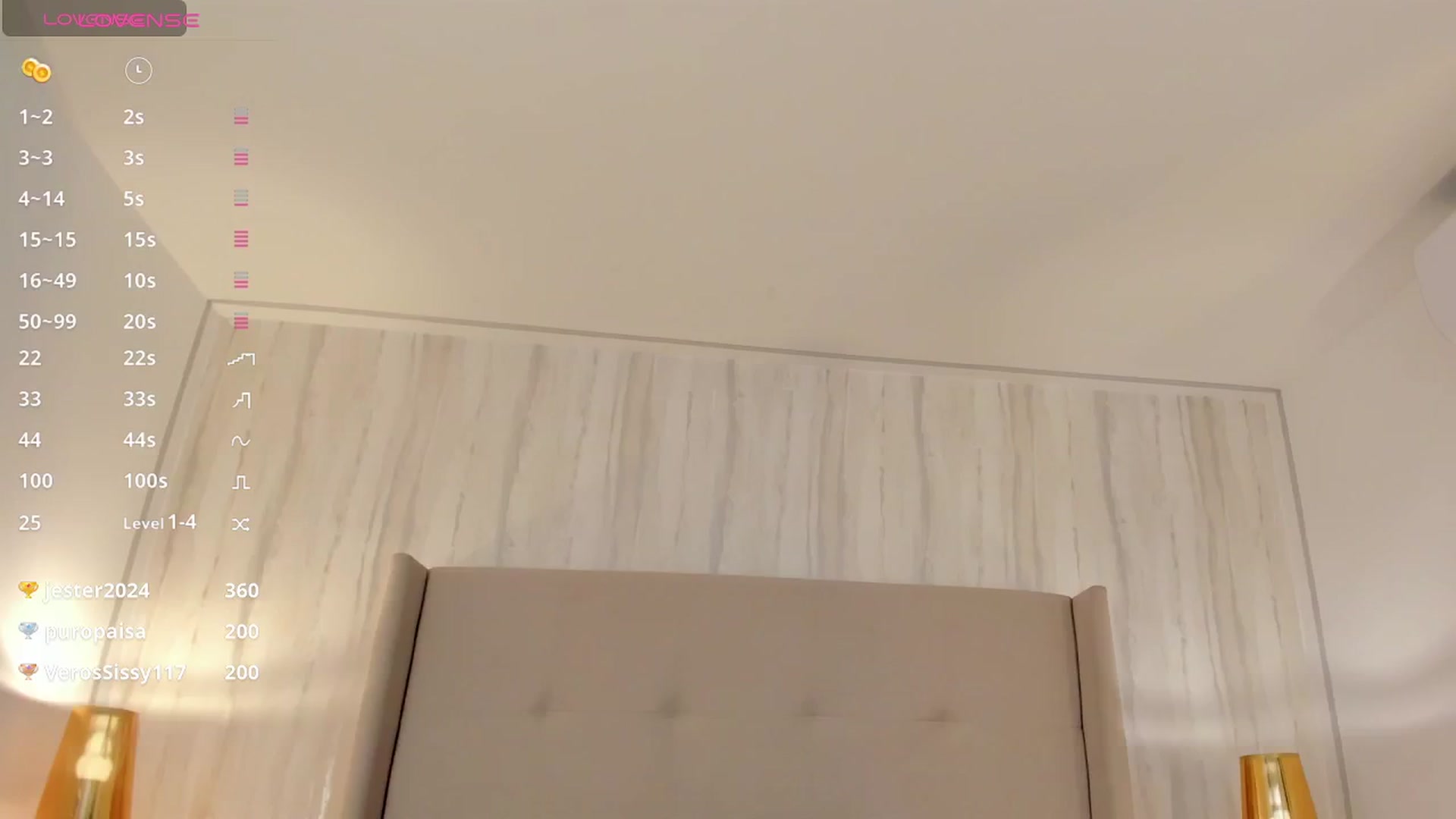 Gallery image thumbnail from valeriah_'s myfreecams stream on, 11/30/2024, 16:28 image 3 of 20