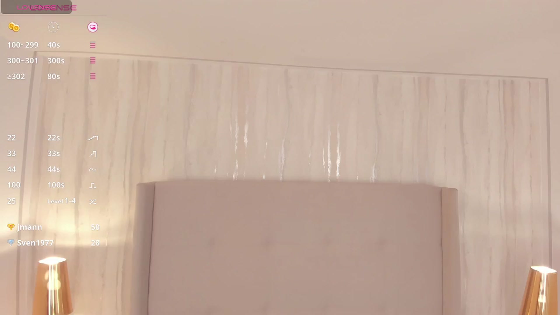 Gallery image thumbnail from valeriah_'s myfreecams stream on, 12/23/2024, 15:00 image 8 of 20
