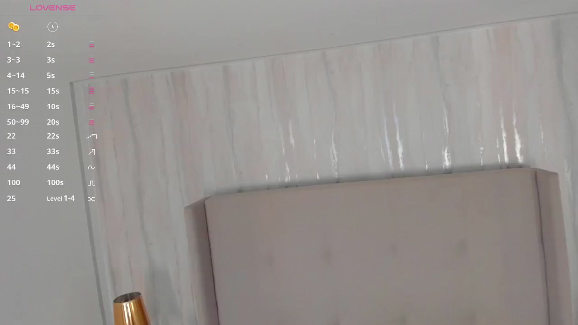 Gallery image thumbnail from valeriah_'s myfreecams stream on, 01/20/2025, 14:04 image 8 of 20