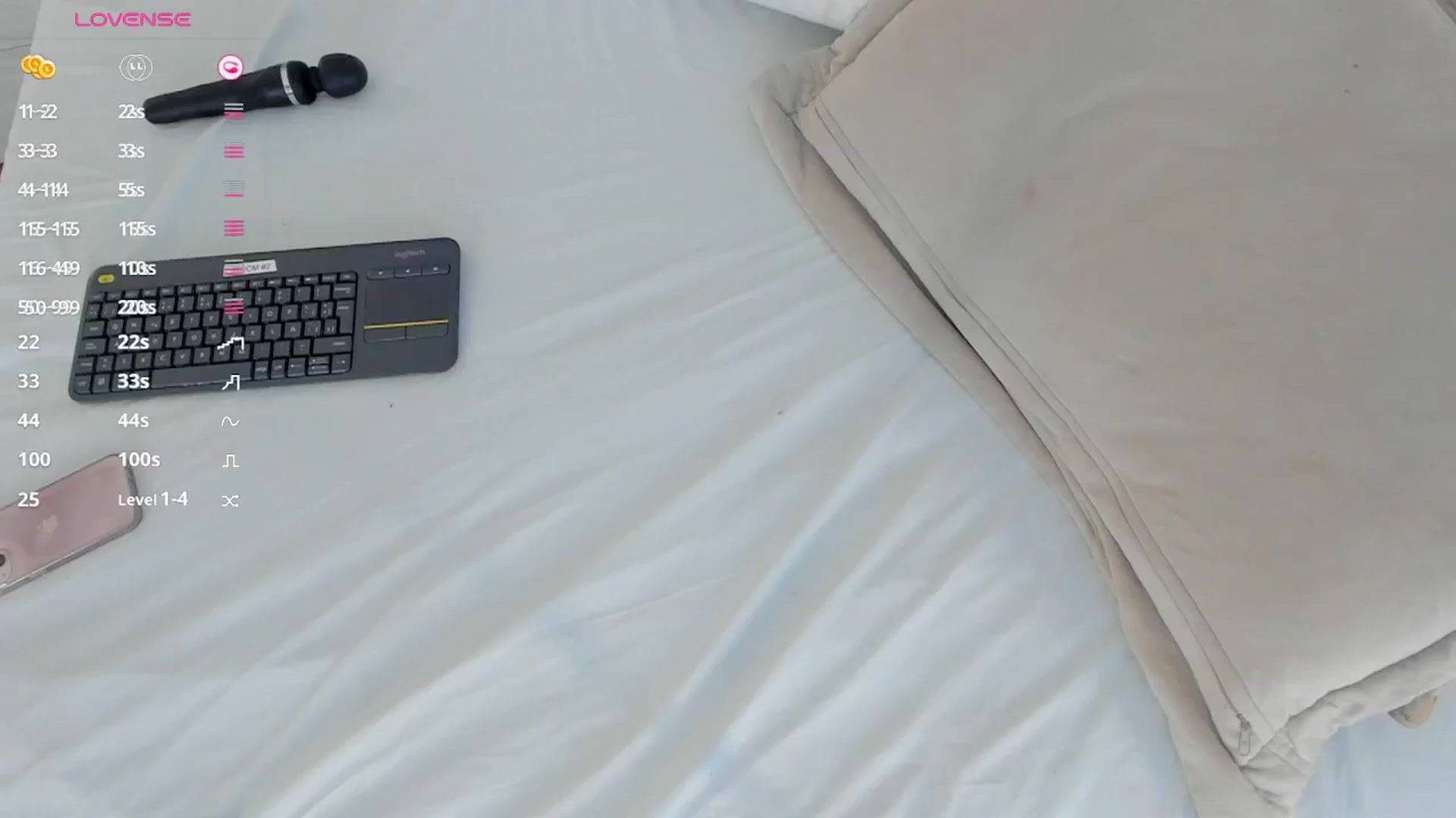 Gallery image thumbnail from valeriah_'s myfreecams stream on, 02/18/2025, 13:22 image 12 of 20