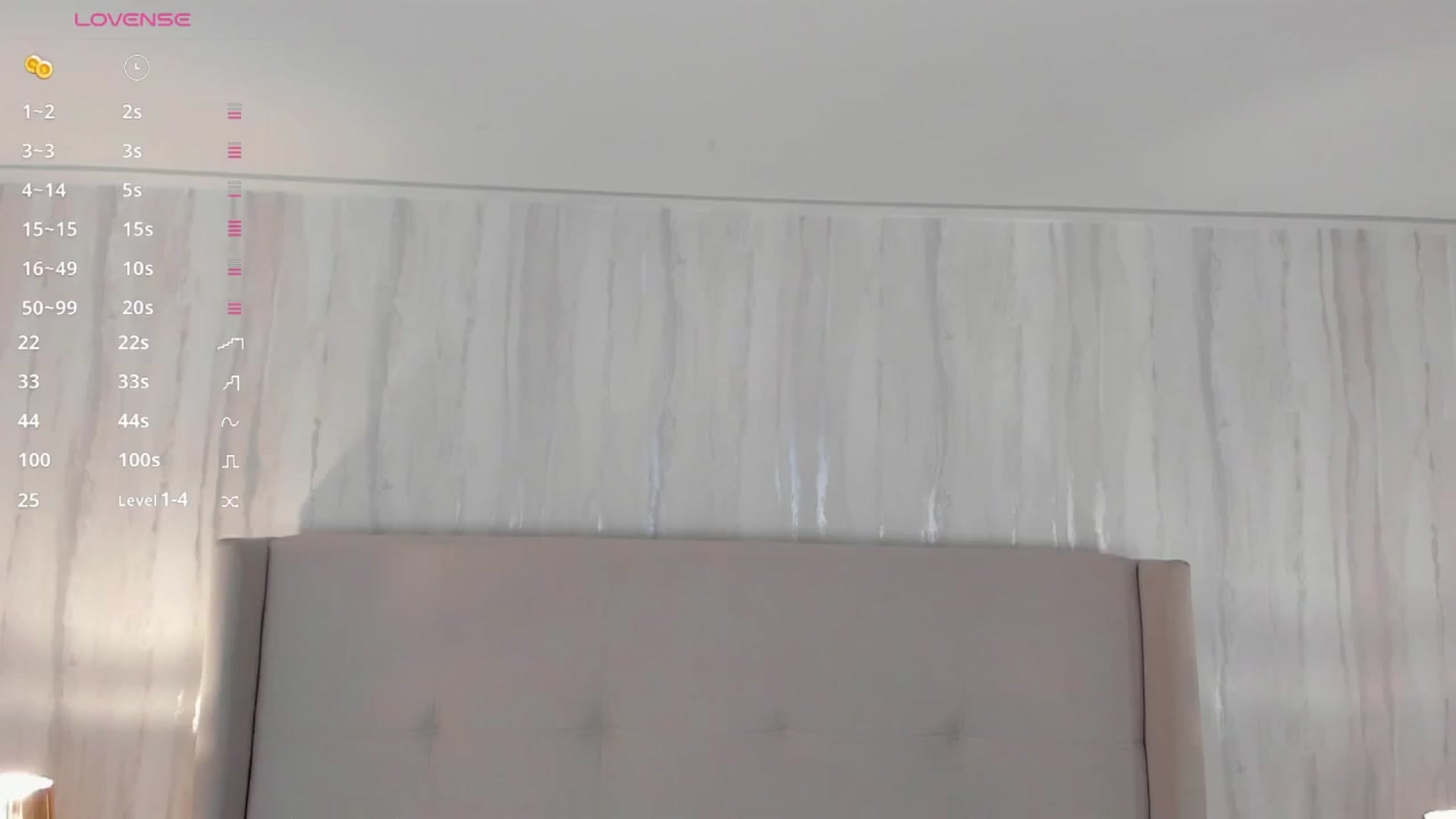 Gallery image thumbnail from valeriah_'s myfreecams stream on, 02/26/2025, 15:51 image 17 of 20