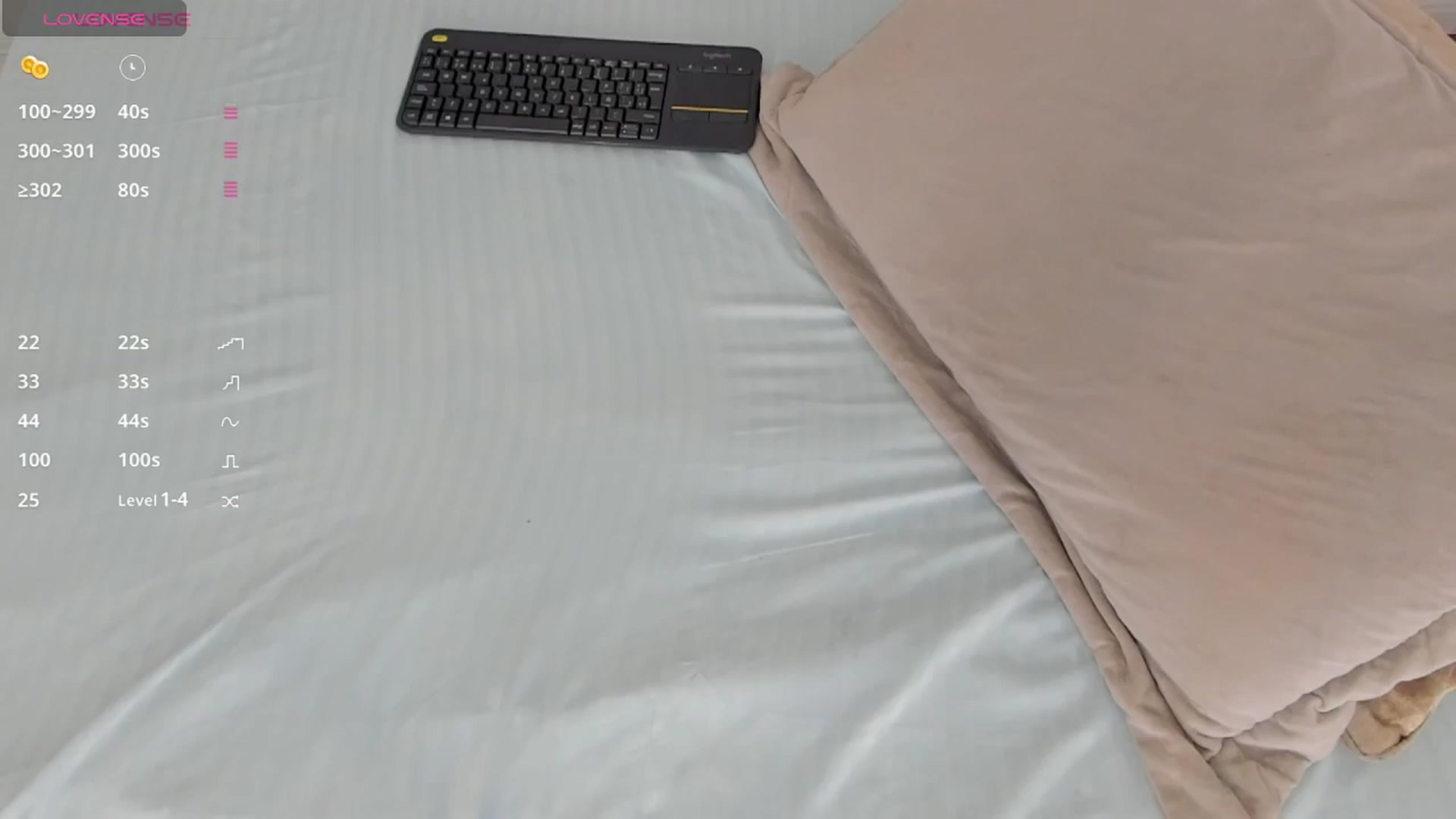 Gallery image thumbnail from valeriah_'s myfreecams stream on, 03/14/2025, 14:57 image 10 of 20