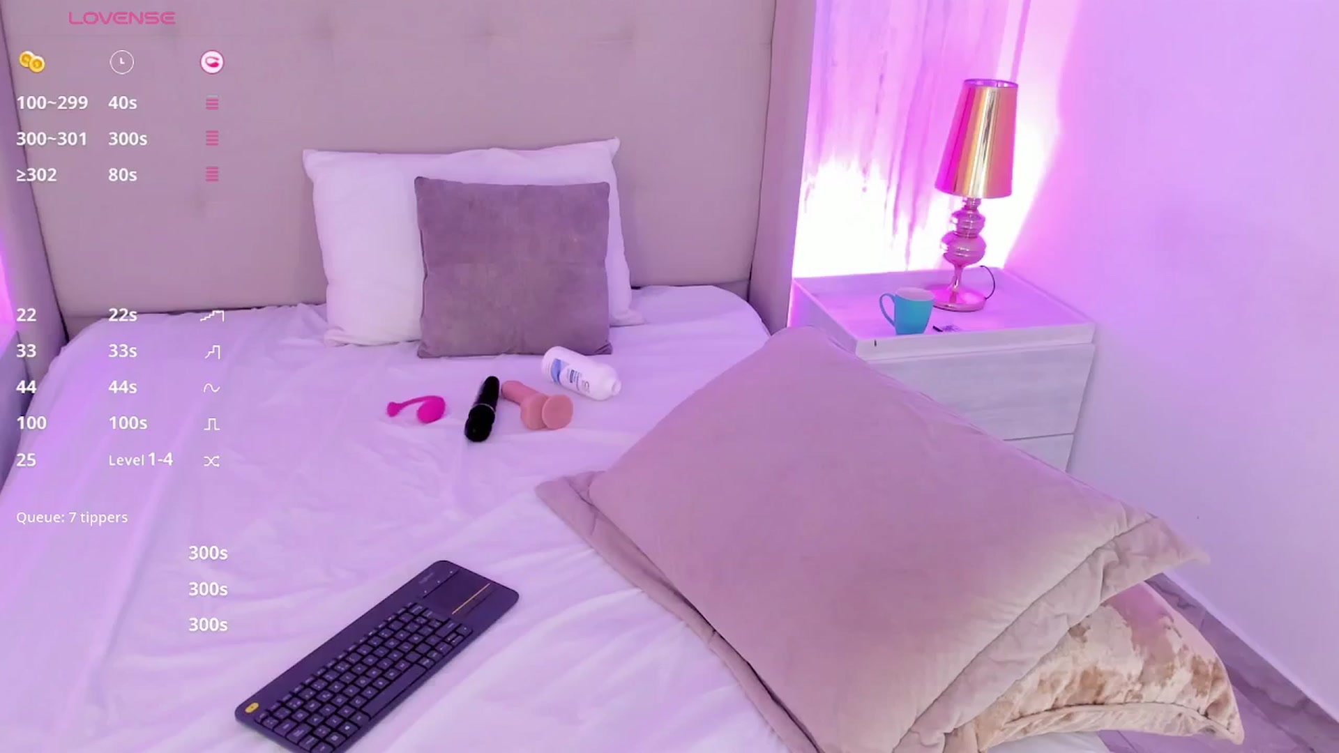 Gallery image thumbnail from valeriah_'s myfreecams stream on, 04/25/2025, 15:22 image 20 of 20