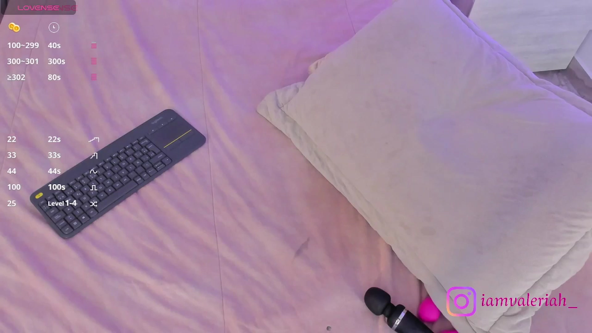 Gallery image thumbnail from valeriah_'s myfreecams stream on, 05/16/2025, 10:42 image 18 of 20