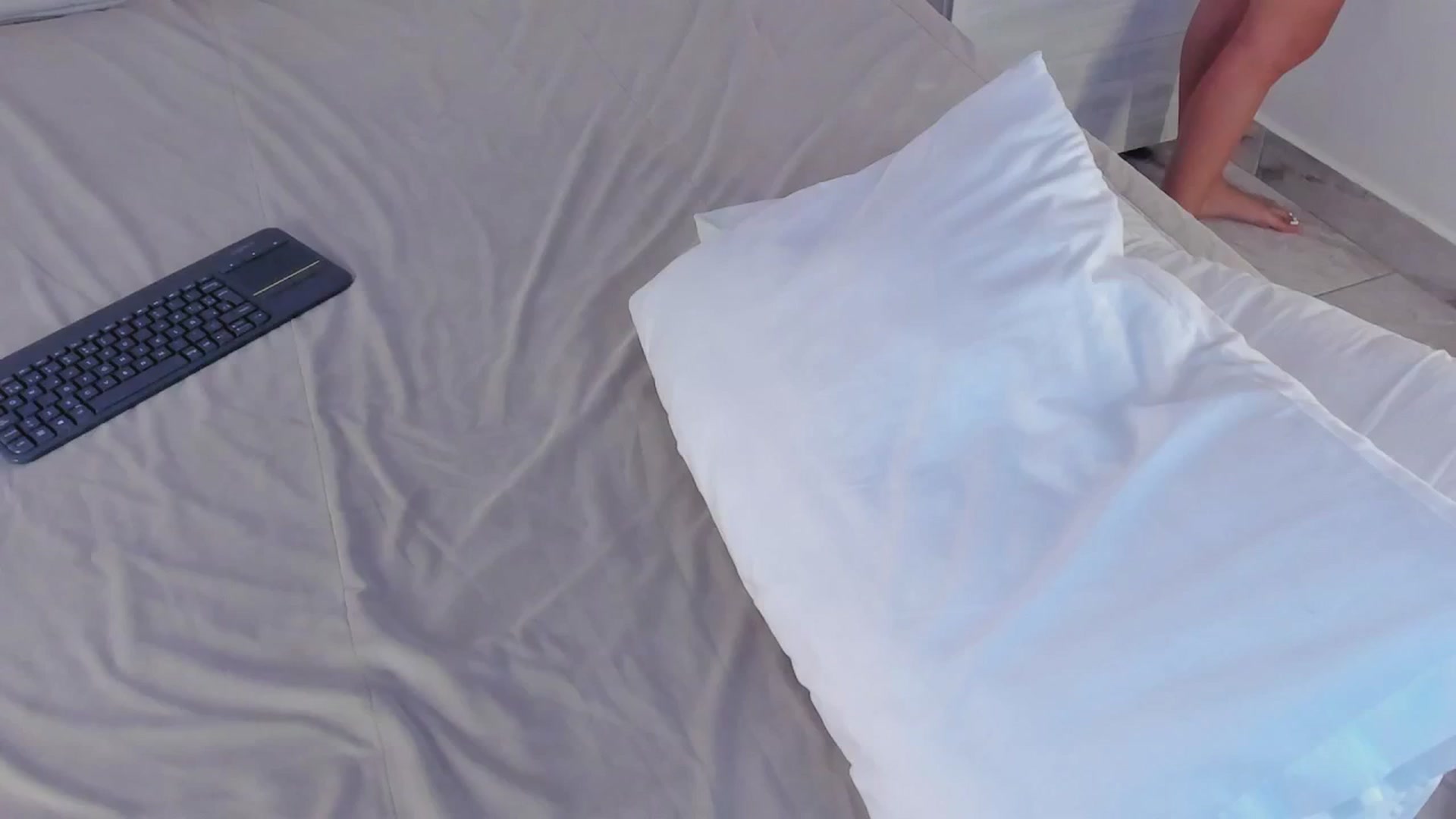 Gallery image thumbnail from valeriah_'s myfreecams stream on, 01/20/2026, 14:41 image 15 of 20