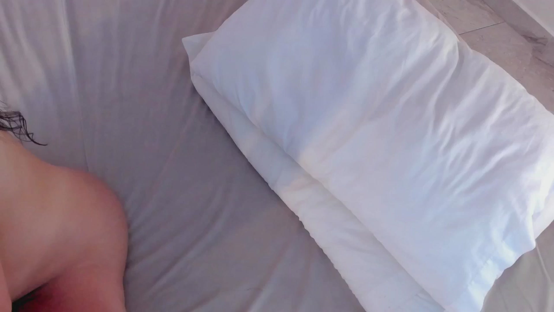 Gallery image thumbnail from valeriah_'s myfreecams stream on, 01/20/2026, 18:39 image 8 of 20