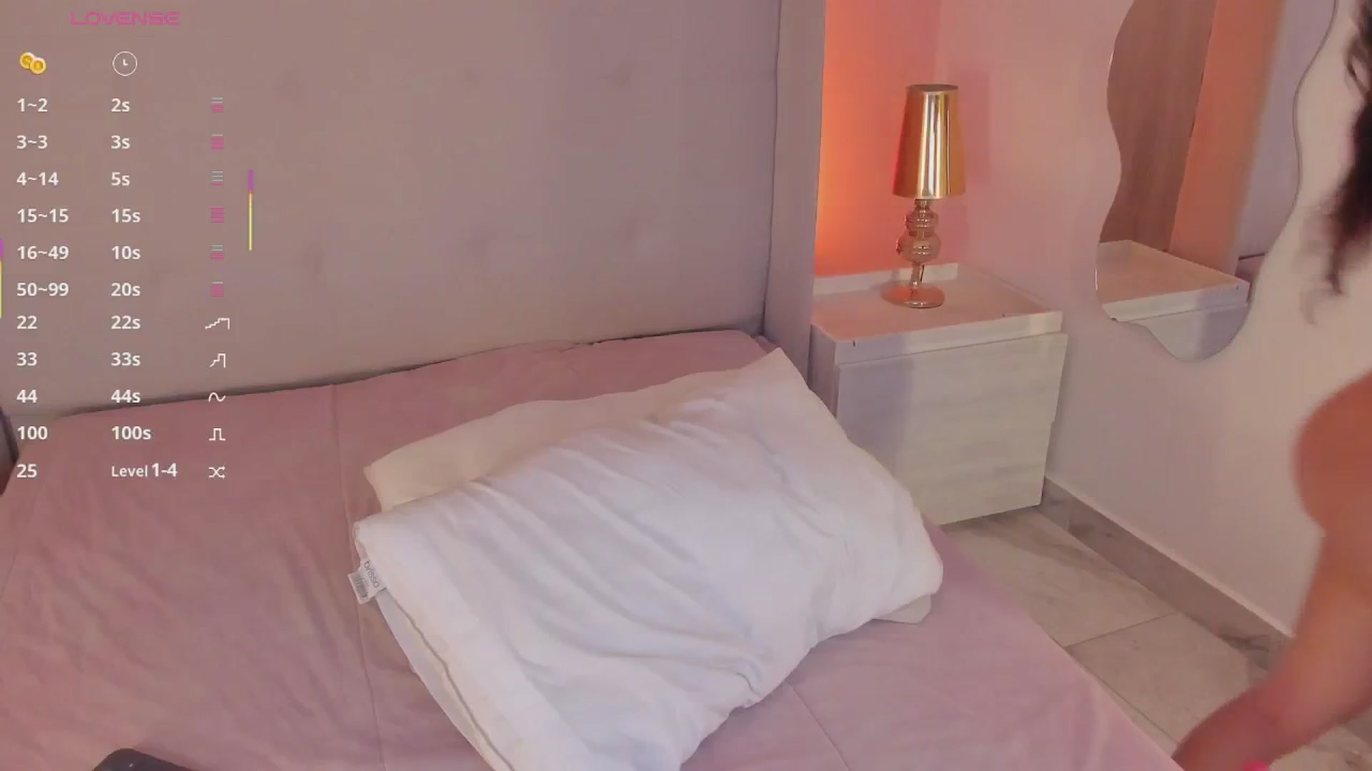Gallery image thumbnail from valeriah_'s myfreecams stream on, 02/06/2026, 16:52 image 3 of 20