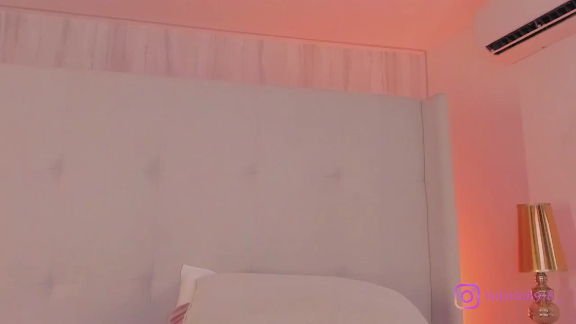 Gallery image thumbnail from valeriah_'s myfreecams stream on, 02/10/2026, 15:53 image 16 of 20