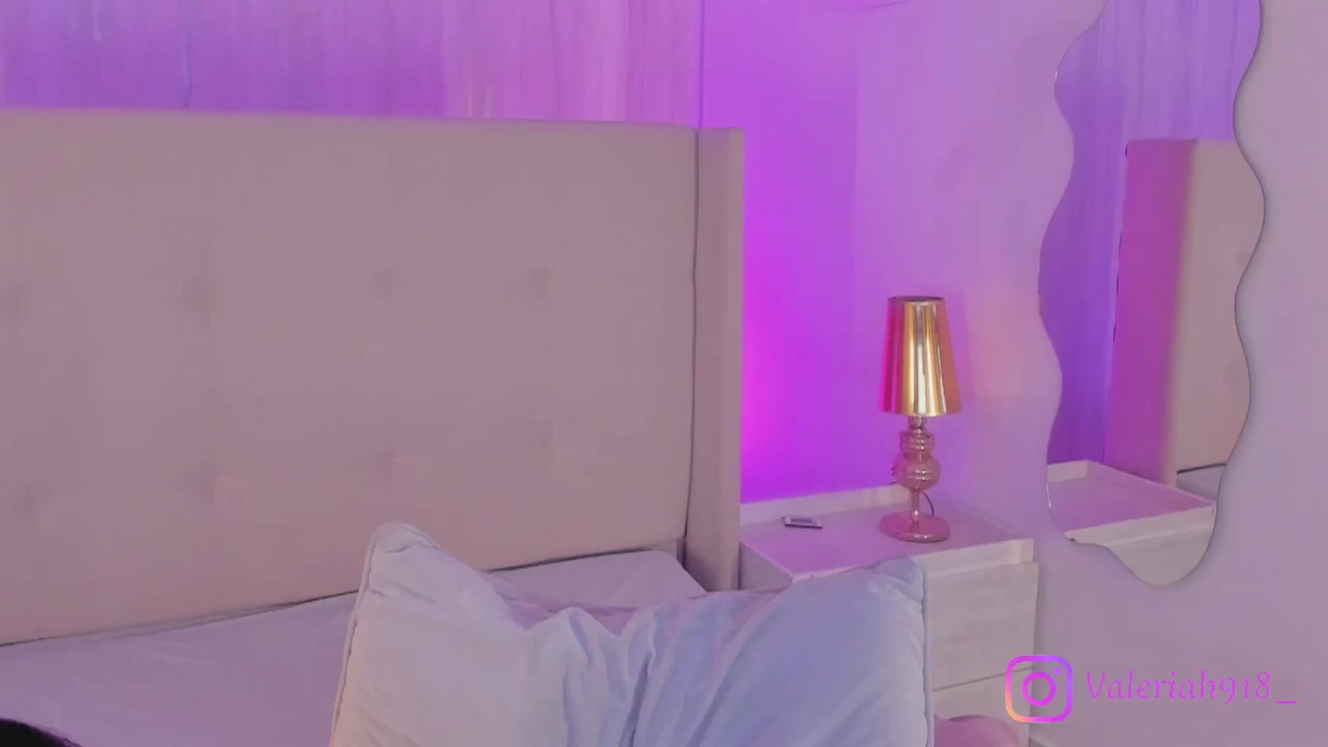 Gallery image thumbnail from valeriah_'s myfreecams stream on, 02/12/2026, 14:27 image 18 of 20