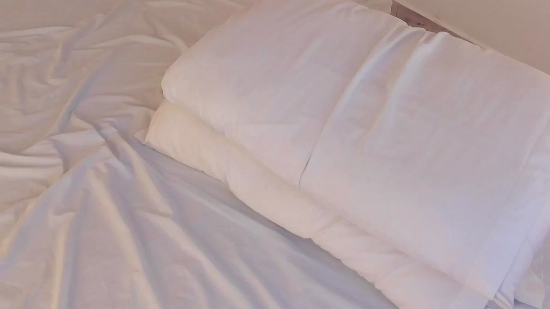 Gallery image thumbnail from valeriah_'s myfreecams stream on, 03/10/2026, 16:14 image 14 of 20