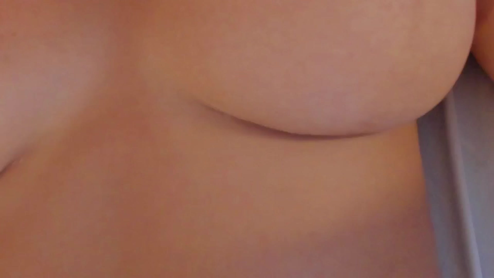 Gallery image thumbnail from valeriah_'s myfreecams stream on, 03/13/2026, 17:45 image 11 of 20