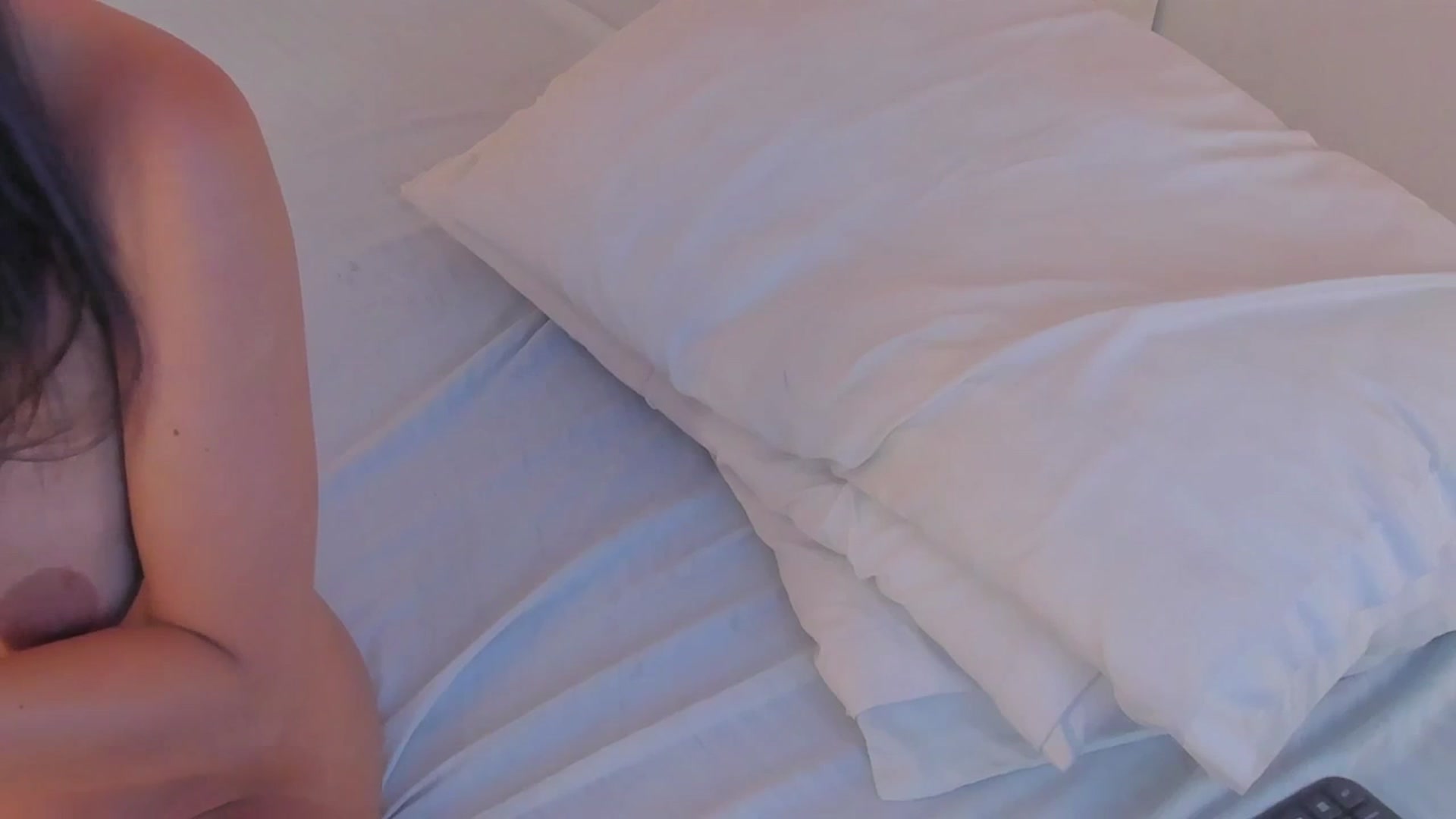 Gallery image thumbnail from valeriah_'s myfreecams stream on, 03/25/2026, 16:06 image 12 of 20
