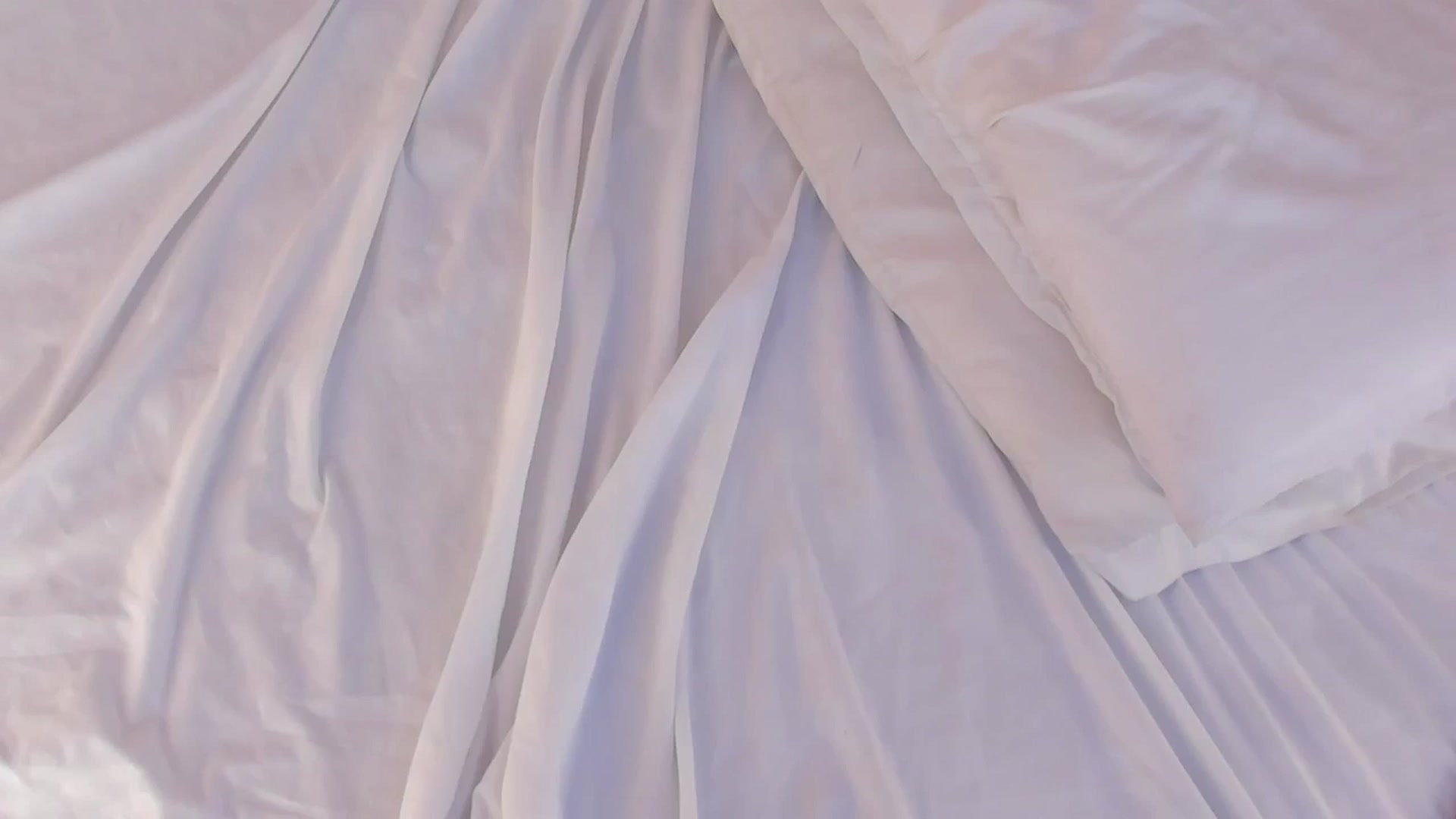 Gallery image thumbnail from valeriah_'s myfreecams stream on, 04/09/2026, 16:31 image 18 of 20