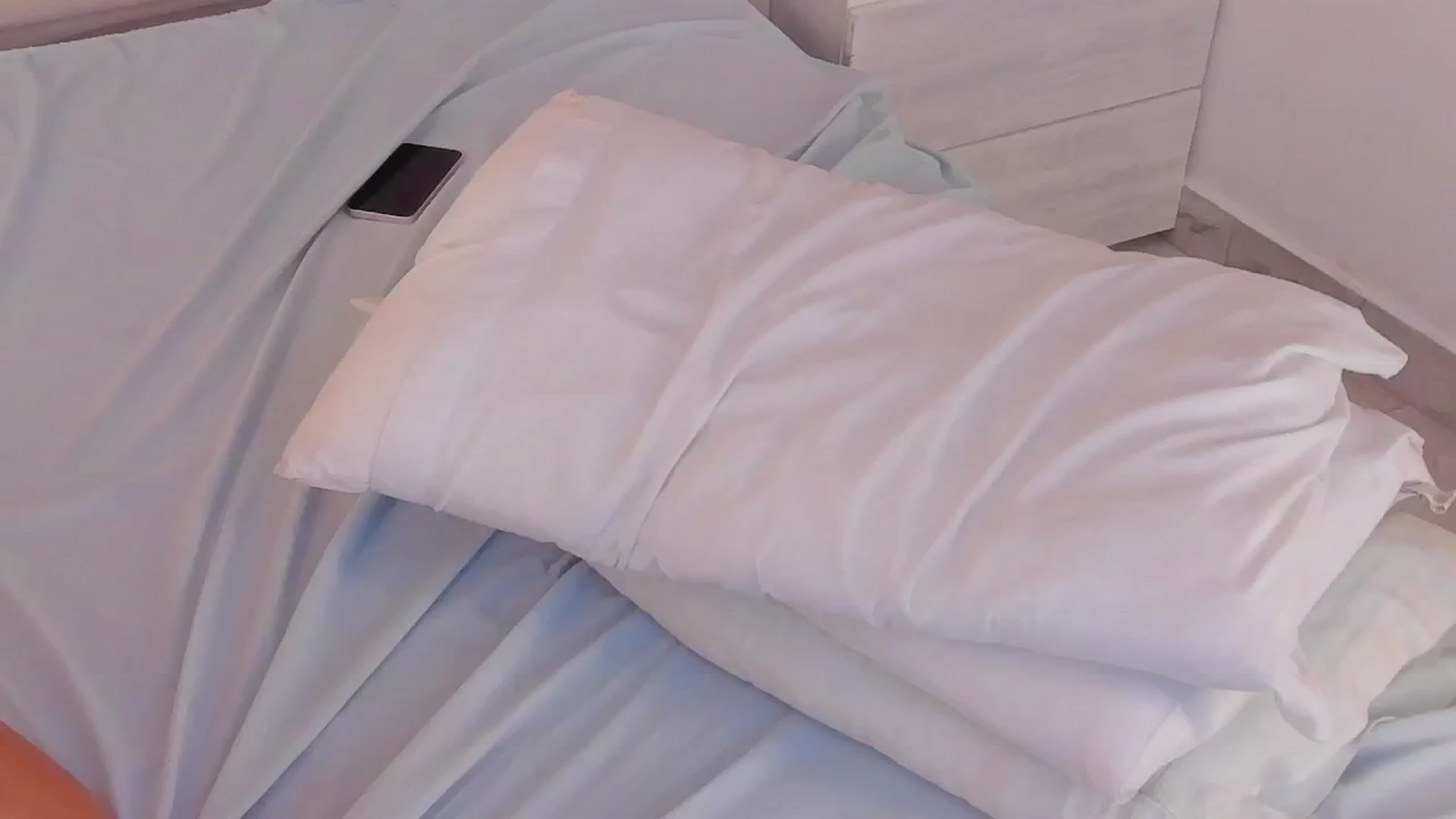 Gallery image thumbnail from valeriah_'s myfreecams stream on, 04/30/2026, 18:00 image 5 of 20