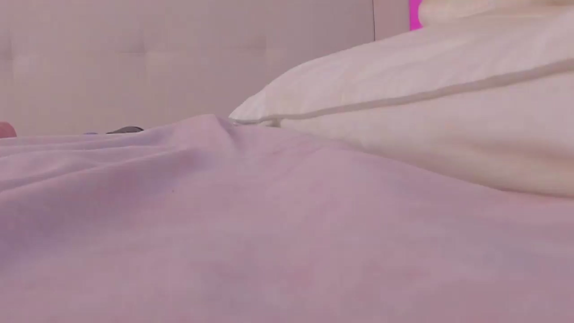 Gallery image thumbnail from valeriah_'s myfreecams stream on, 05/27/2026, 18:50 image 20 of 20
