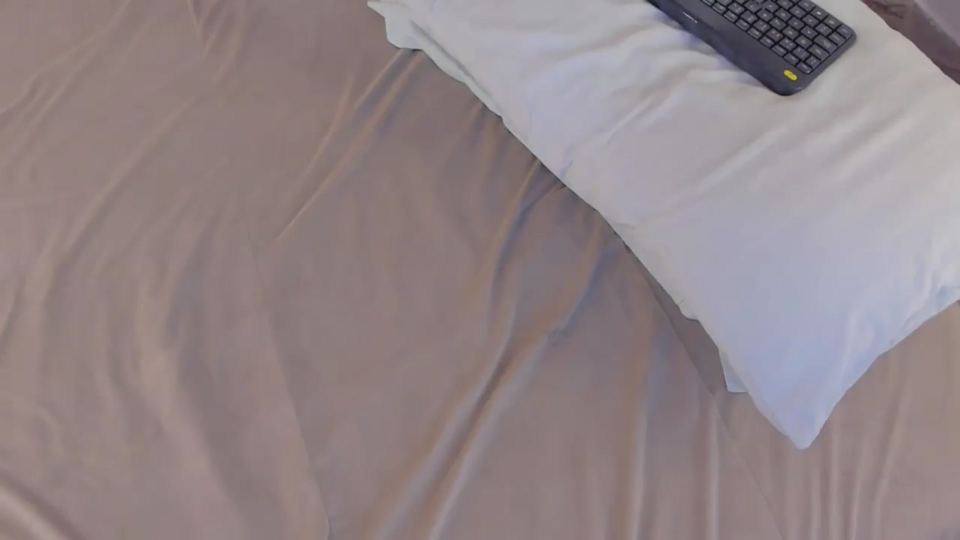 Gallery image thumbnail from valeriah_'s myfreecams stream on, 07/08/2026, 18:00 image 19 of 20