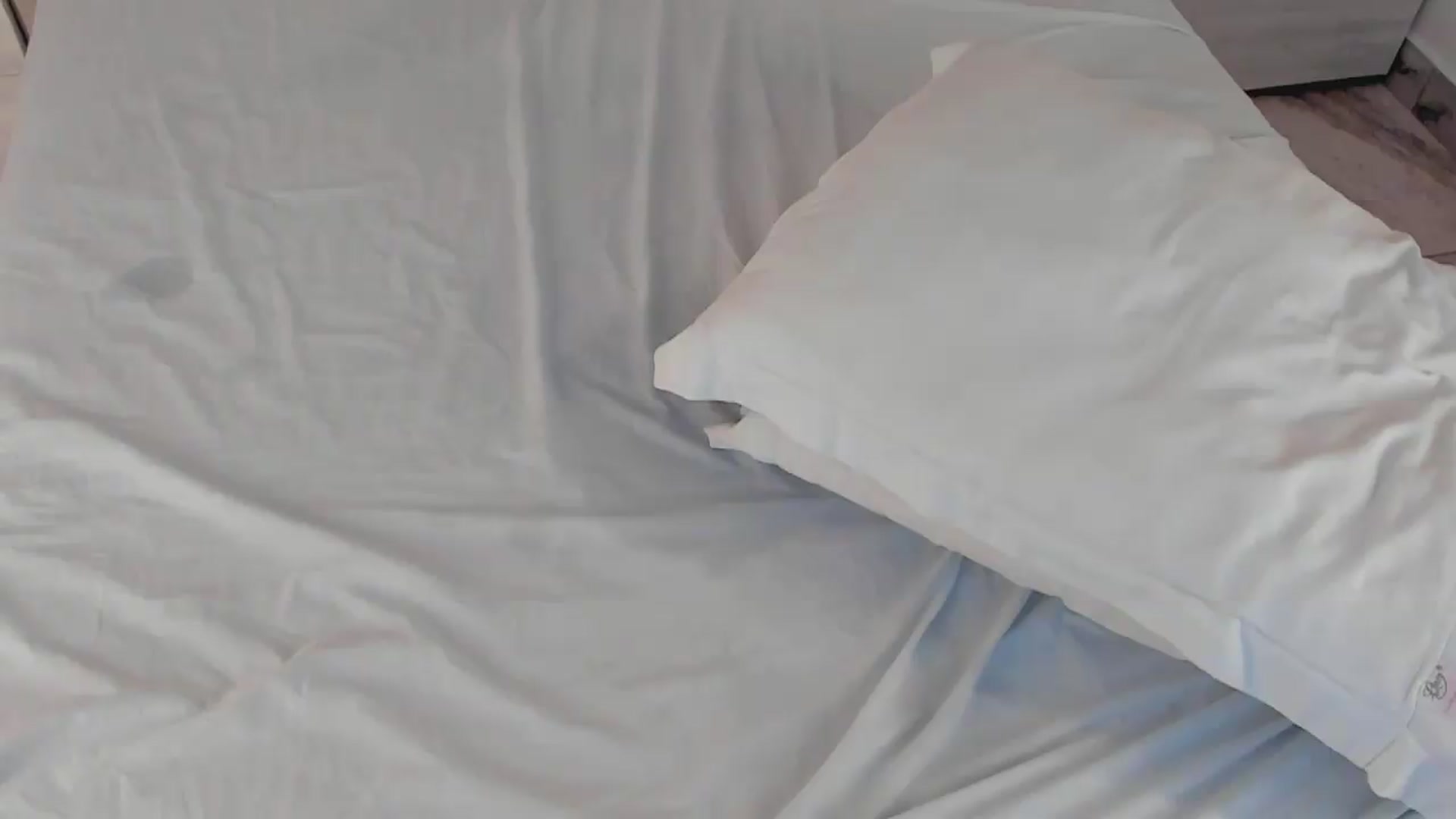 Gallery image thumbnail from valeriah_'s myfreecams stream on, 07/31/2026, 17:45 image 9 of 20