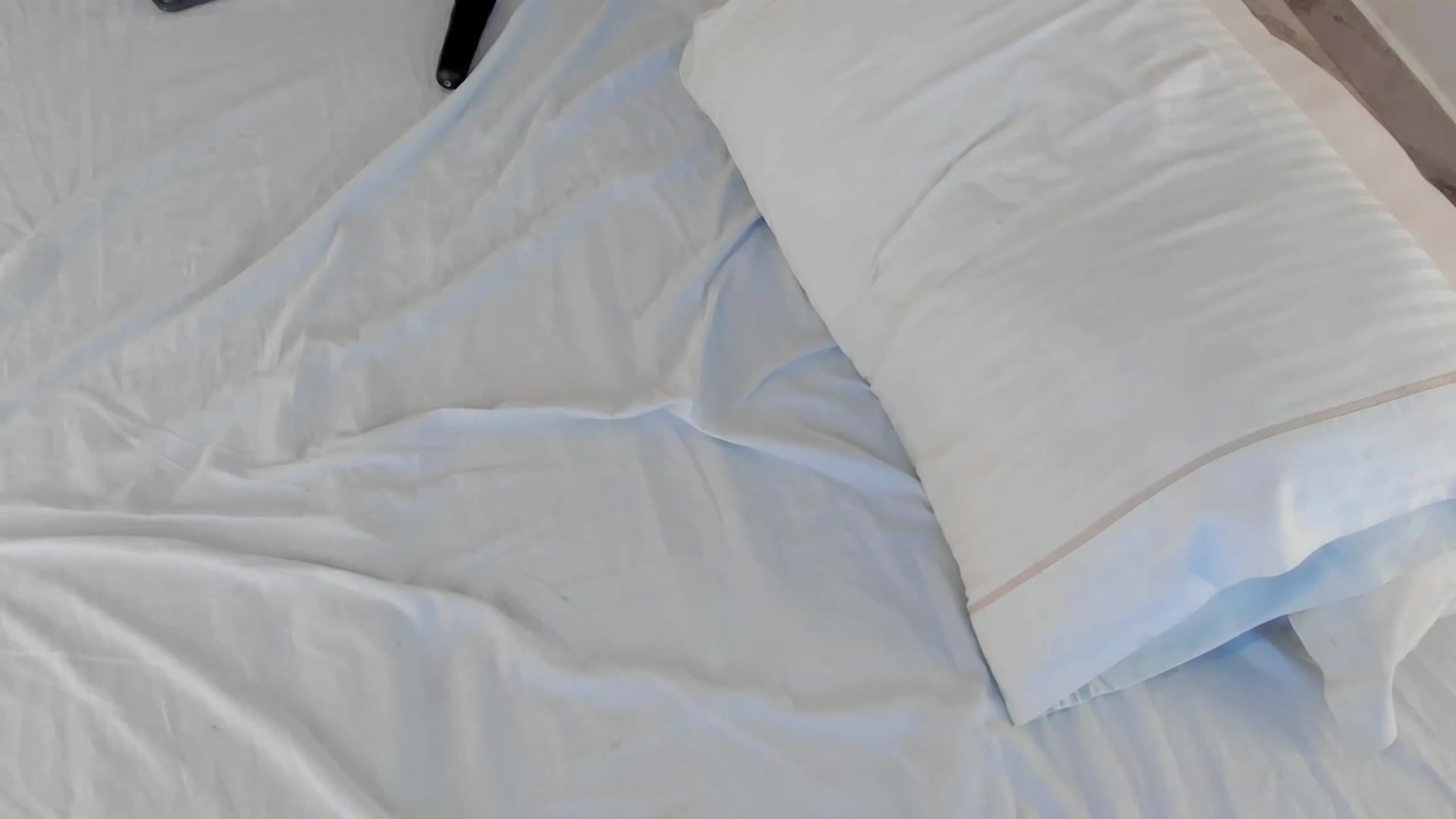 Gallery image thumbnail from valeriah_'s myfreecams stream on, 08/09/2026, 22:30 image 17 of 20