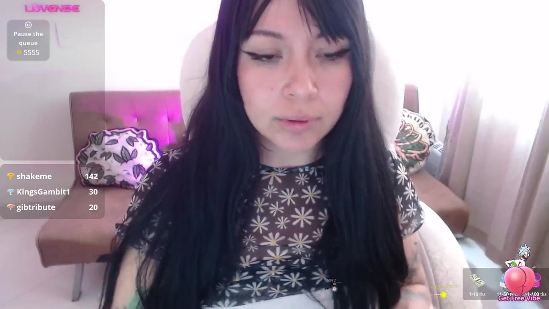 Gallery image thumbnail from valerie420_tv's myfreecams stream on, 10/16/2024, 15:52 image 15 of 20