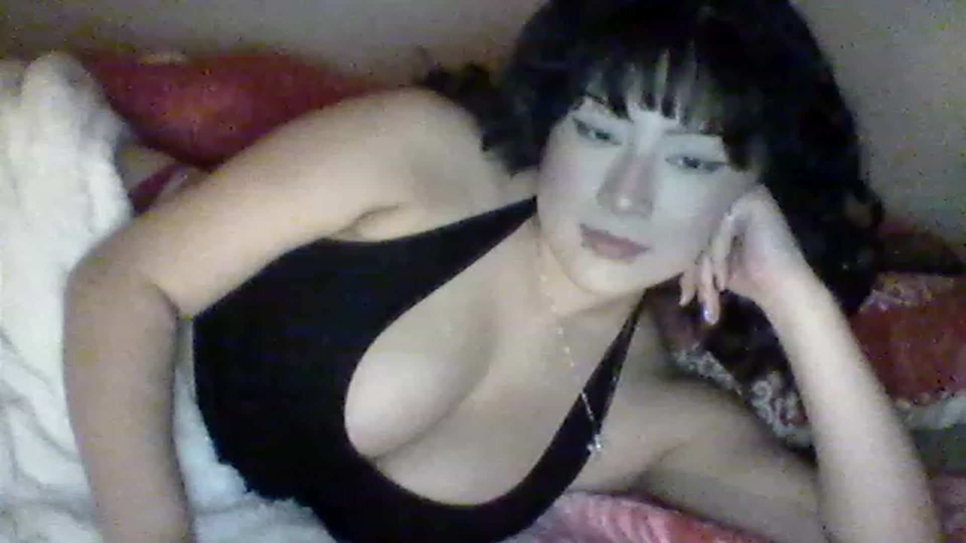 Gallery image thumbnail from valpal000's myfreecams stream on, 12/02/2022, 09:35 image 2 of 20