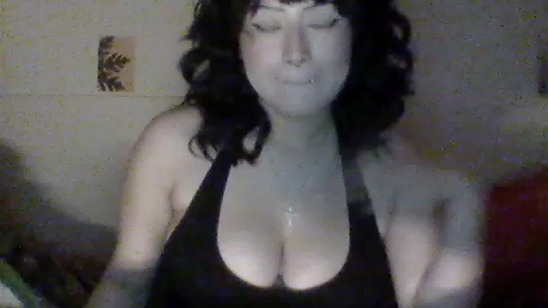 Gallery image thumbnail from valpal000's myfreecams stream on, 12/02/2022, 12:00 image 1 of 20