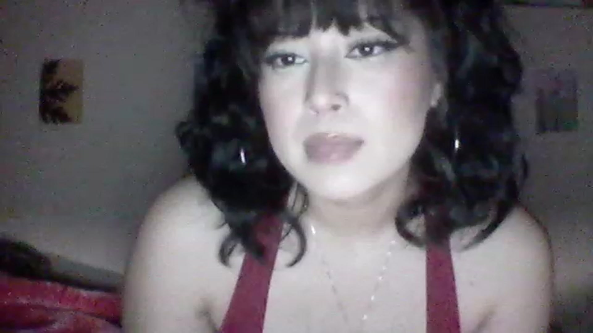 Gallery image thumbnail from valpal000's myfreecams stream on, 12/03/2022, 11:39 image 5 of 20