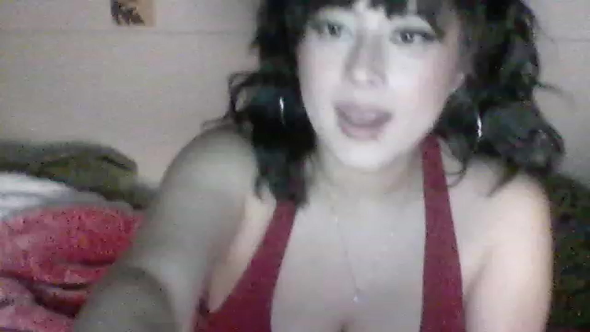Gallery image thumbnail from valpal000's myfreecams stream on, 12/03/2022, 11:39 image 11 of 20