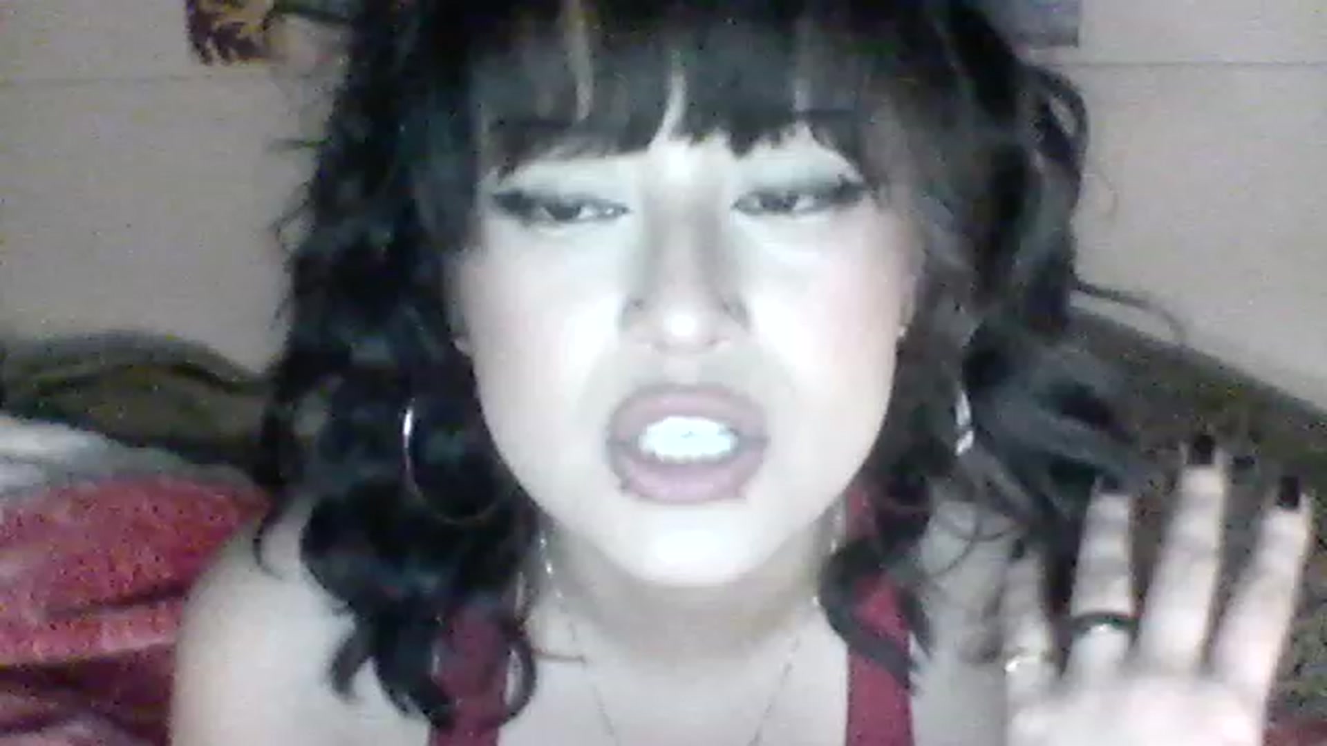 Gallery image thumbnail from valpal000's myfreecams stream on, 12/03/2022, 11:39 image 17 of 20